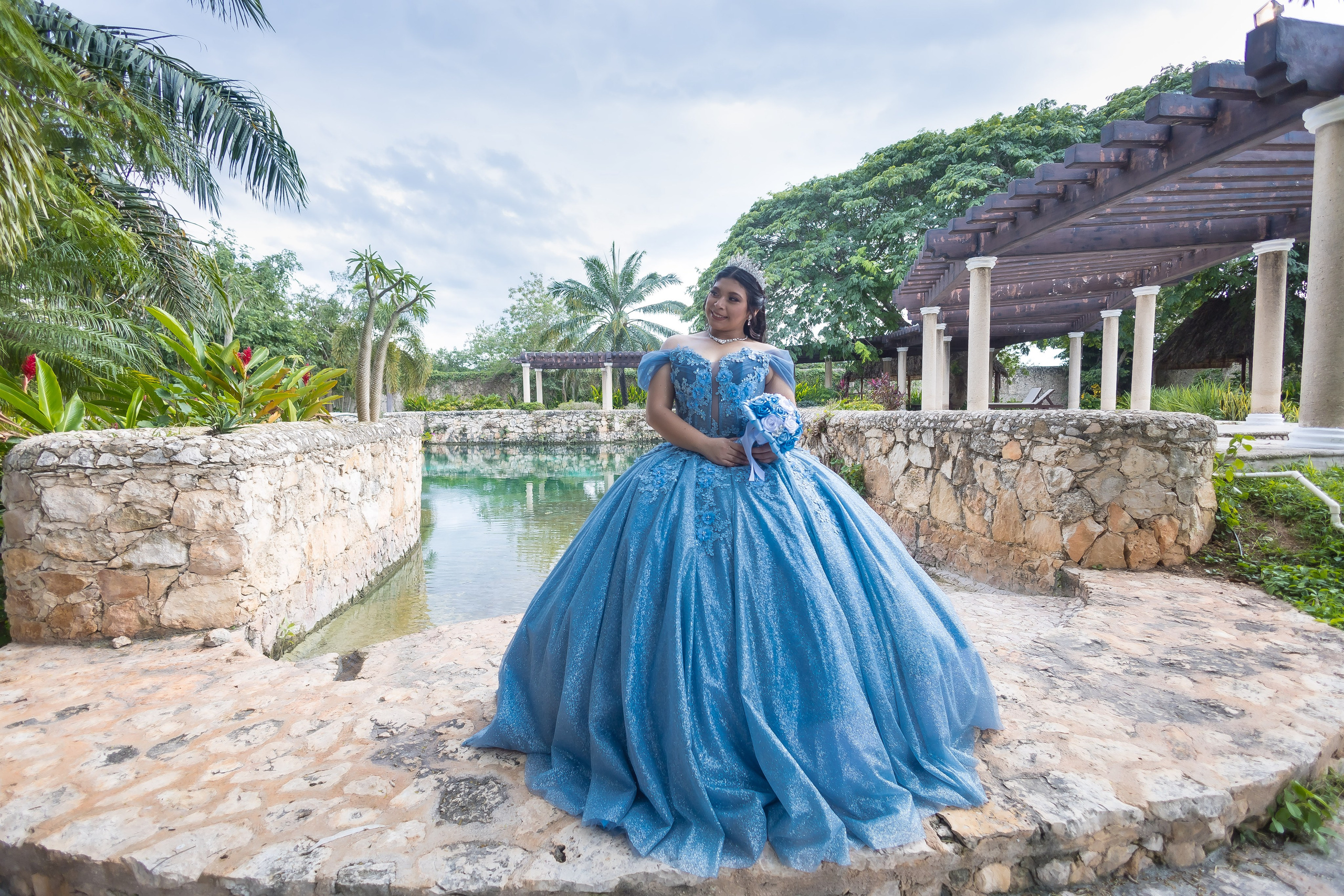 Sesión XV años Dannae. Simón Enríquez Studio