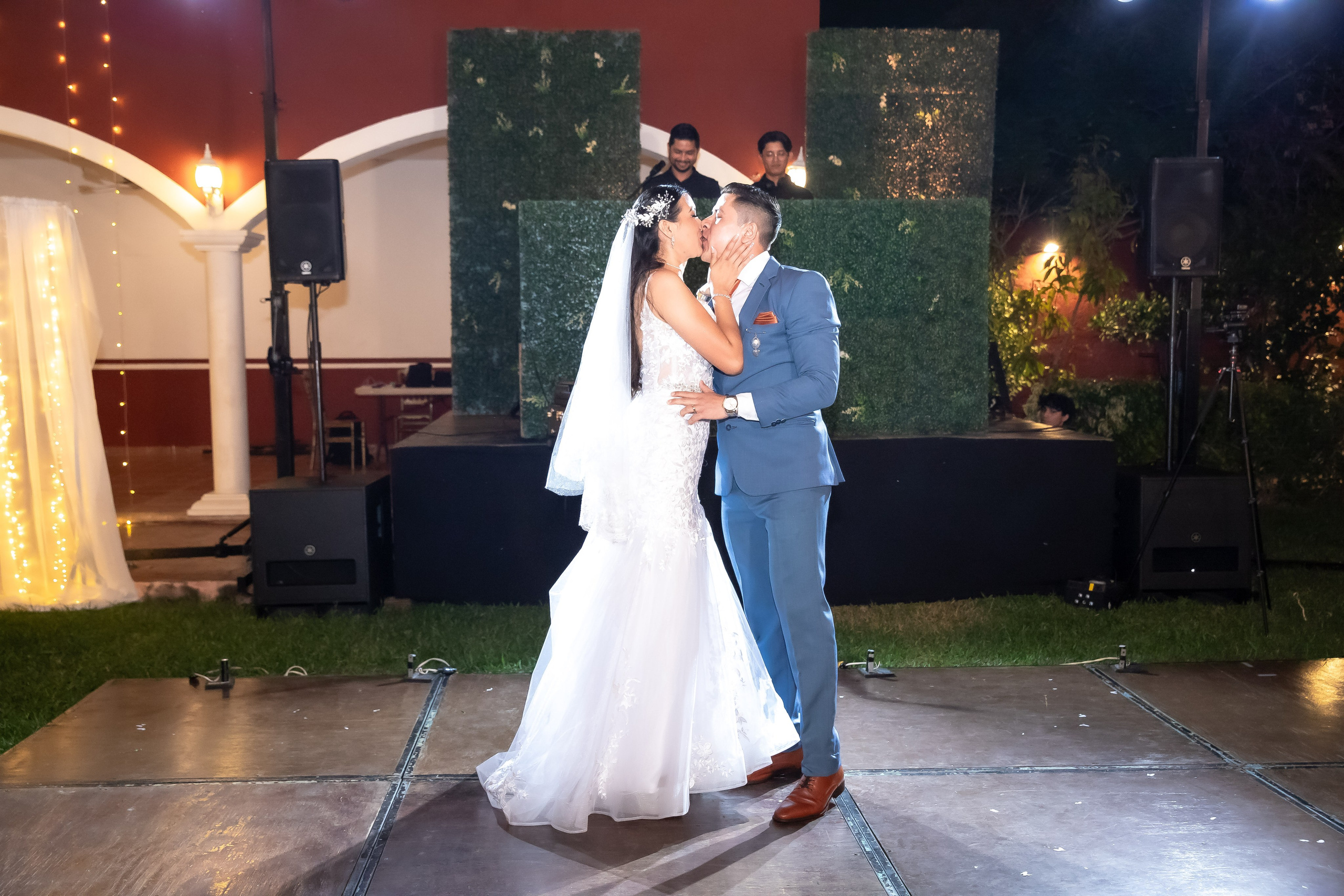 Delta & Cesar. Simón Enríquez Studio