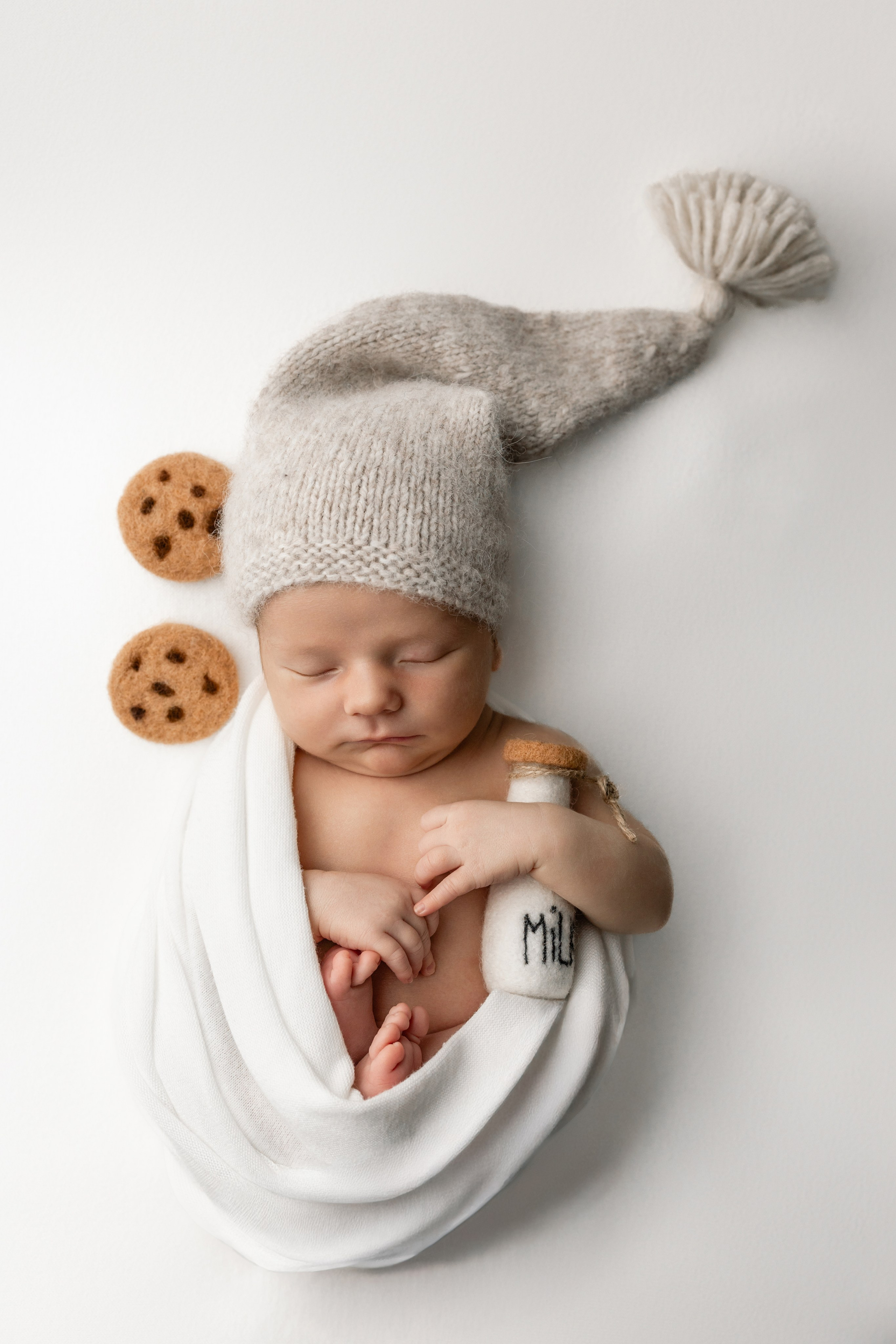 5–20 Days Newborn Photography in Toronto. Iana Banana | Toronto Maternity, Newborn & Family Photographer