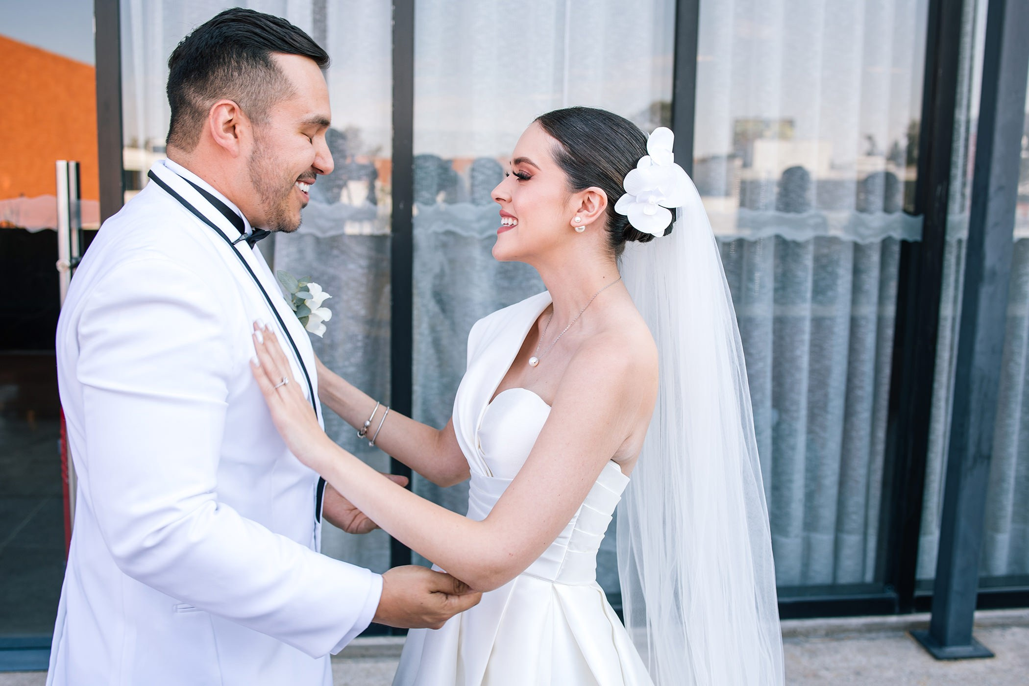 Formal. Wedding Photographer Ruth Preciado