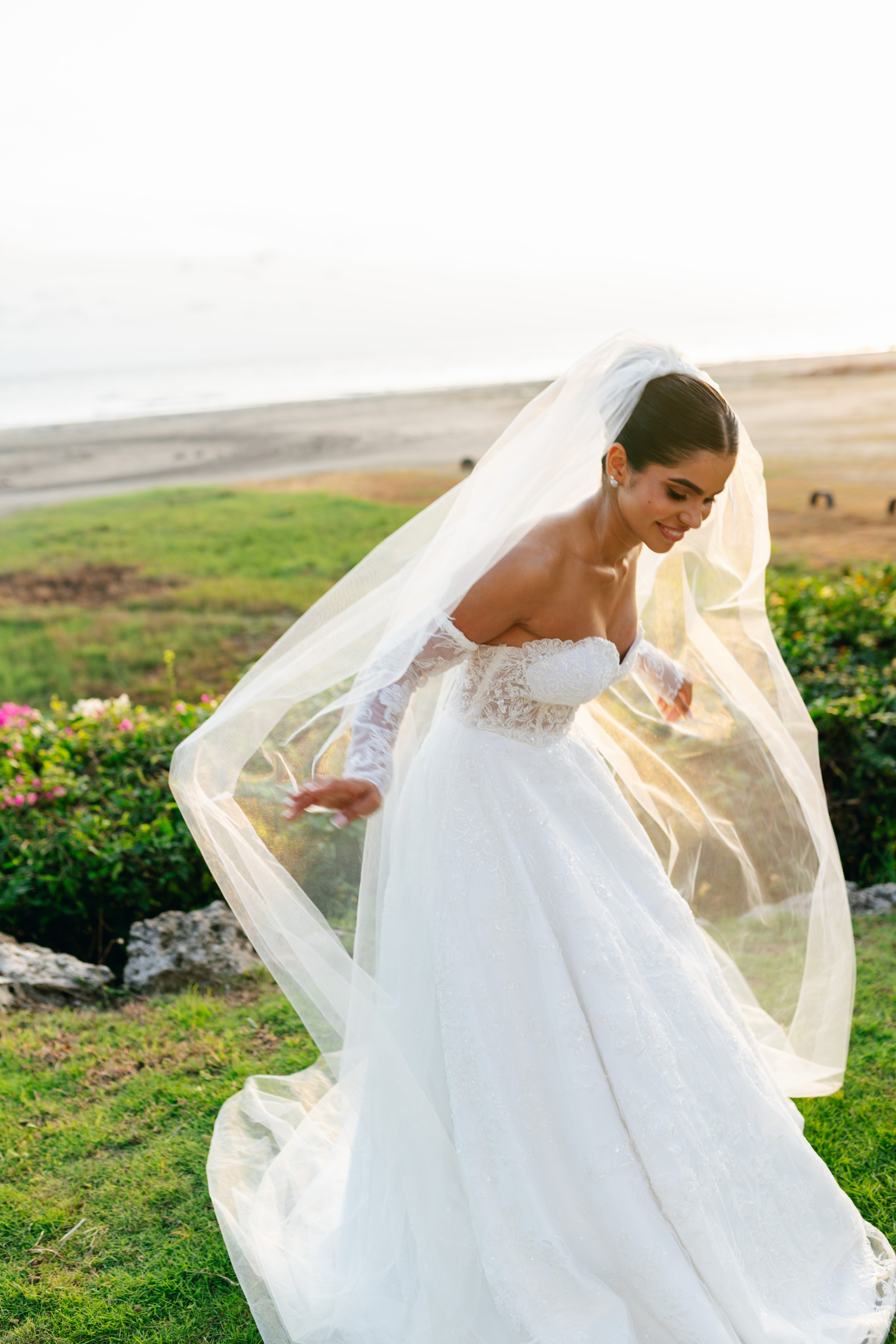 Boda en playa Cartagena | Gaby & Juan. Fotógrafo profesional de Bodas Documental en Barranquilla, Cartagena y Santa Marta | Morada Photography