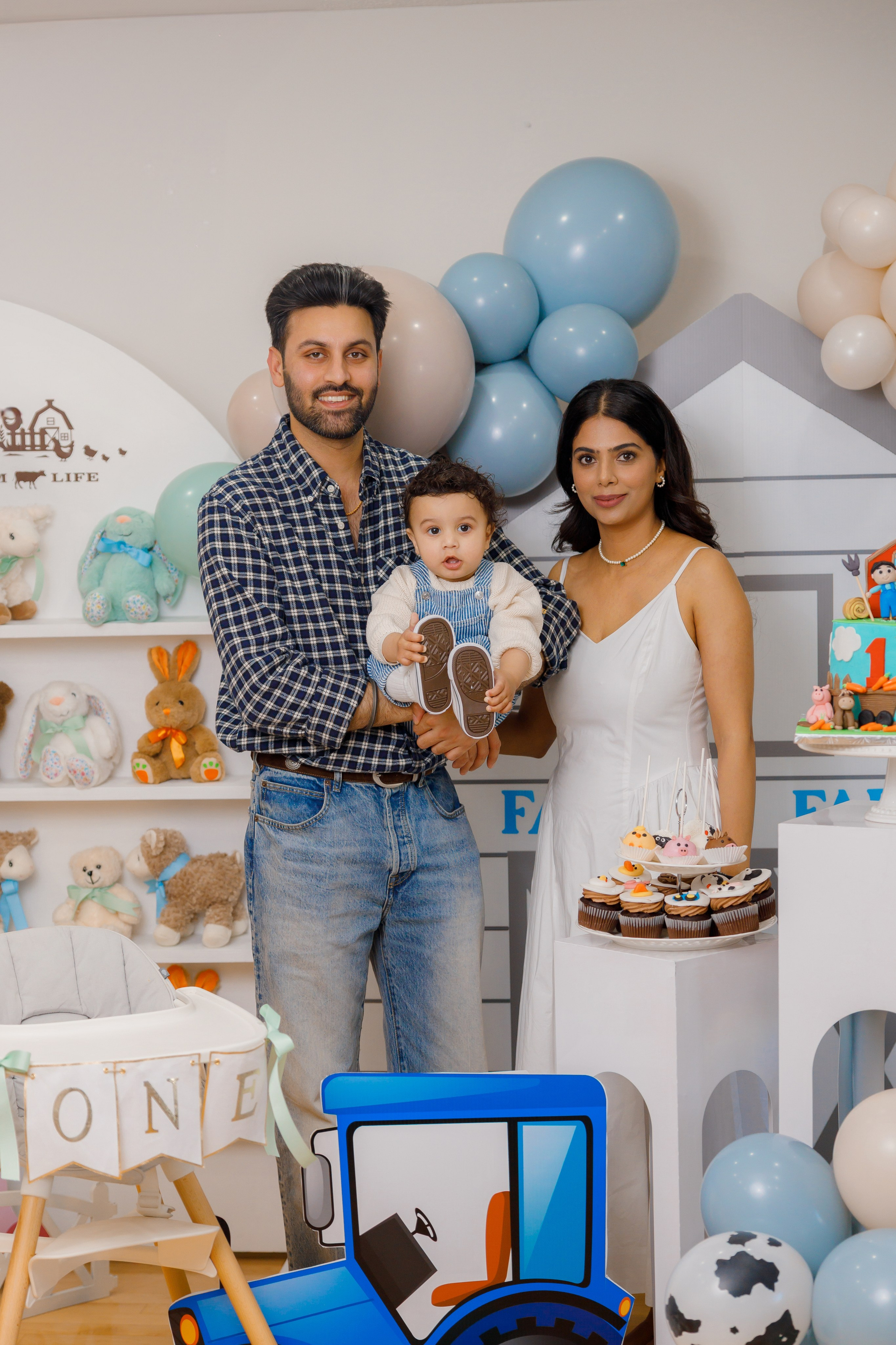 Fateh’s 1st birthday. Photographer Elvira Hryshchenko