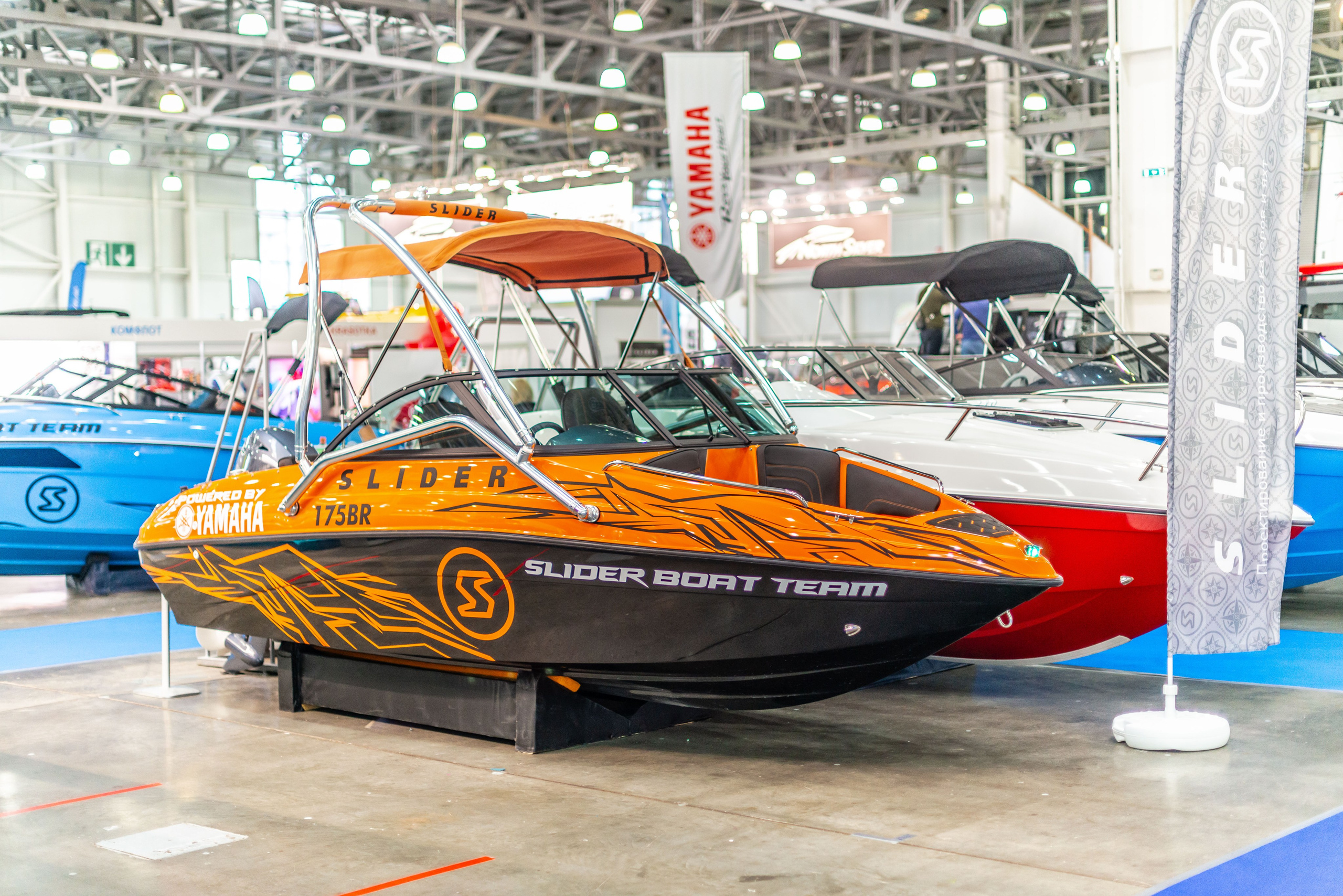 Фотосъемка лодок на Moscow Boat Show 2022. PHOTOGRAPHER QUINTANA ROO