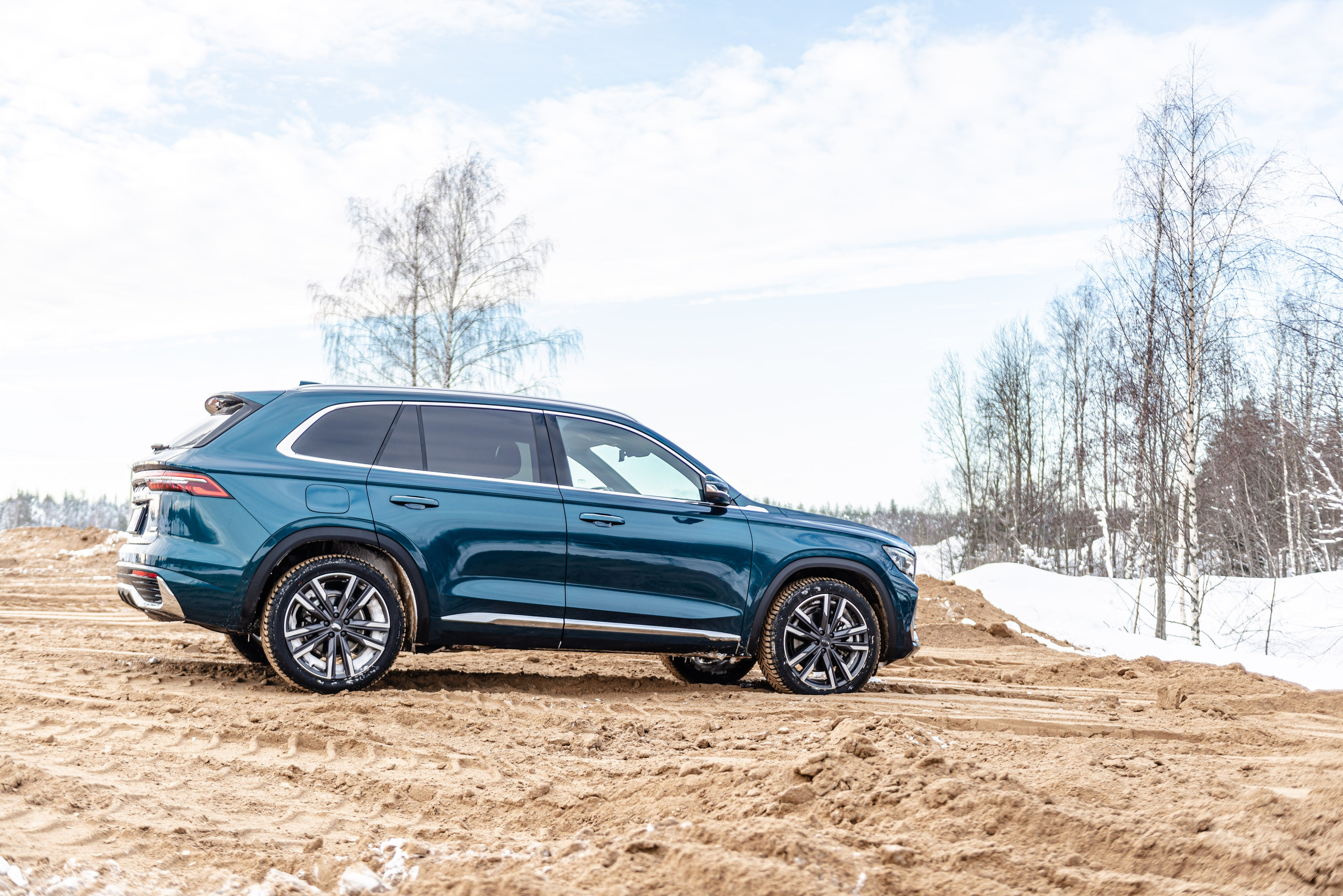 Автомобильная фотосъемка Geely Monjaro. PHOTOGRAPHER QUINTANA ROO