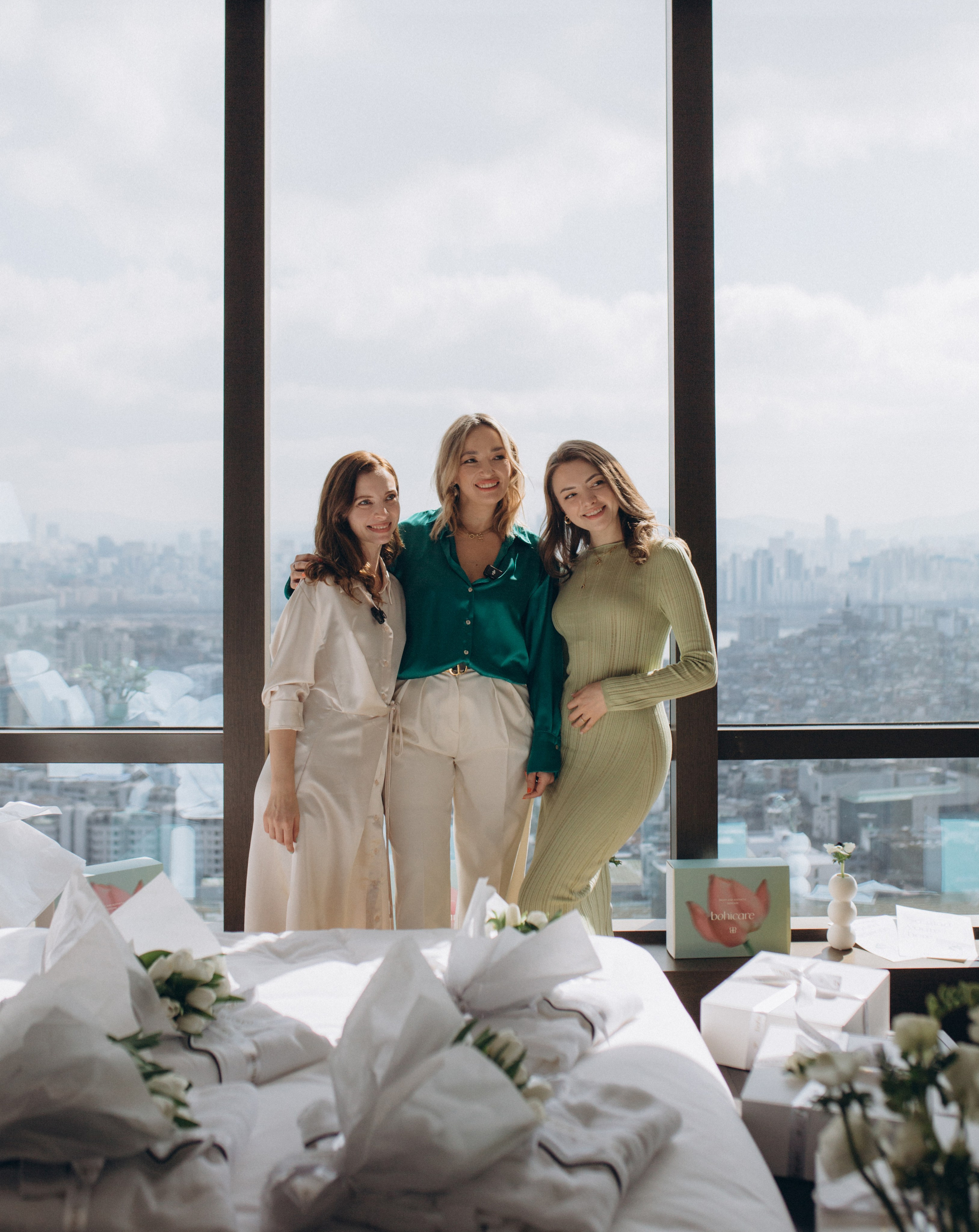 Grand Hyatt Seoul (bohicare). Portrait photographer in South Korea Olga Lian
