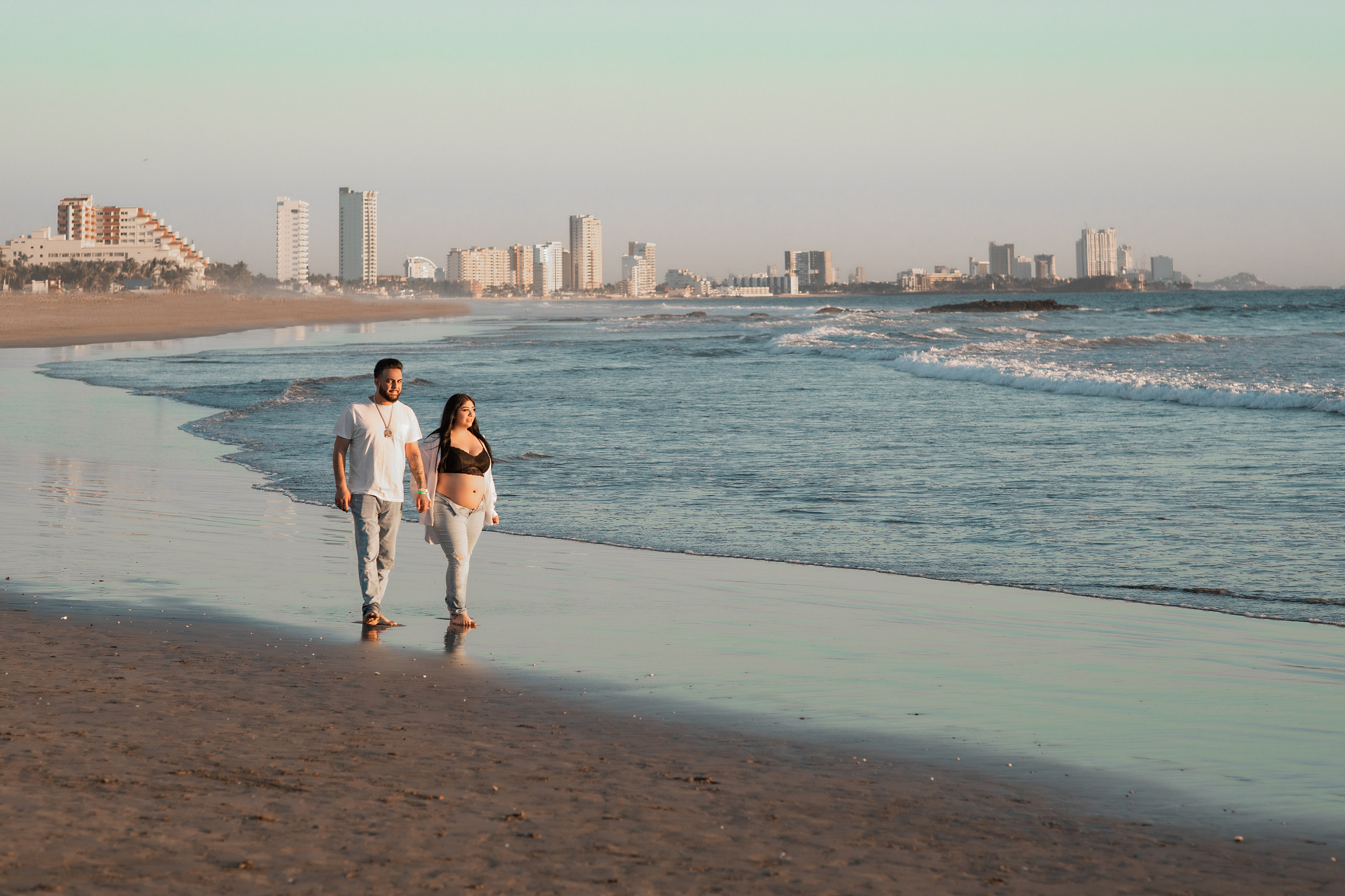 The best beaches in Mazatlan for photo sessions. Victoria Castellanos. Photographer in Mazatlán