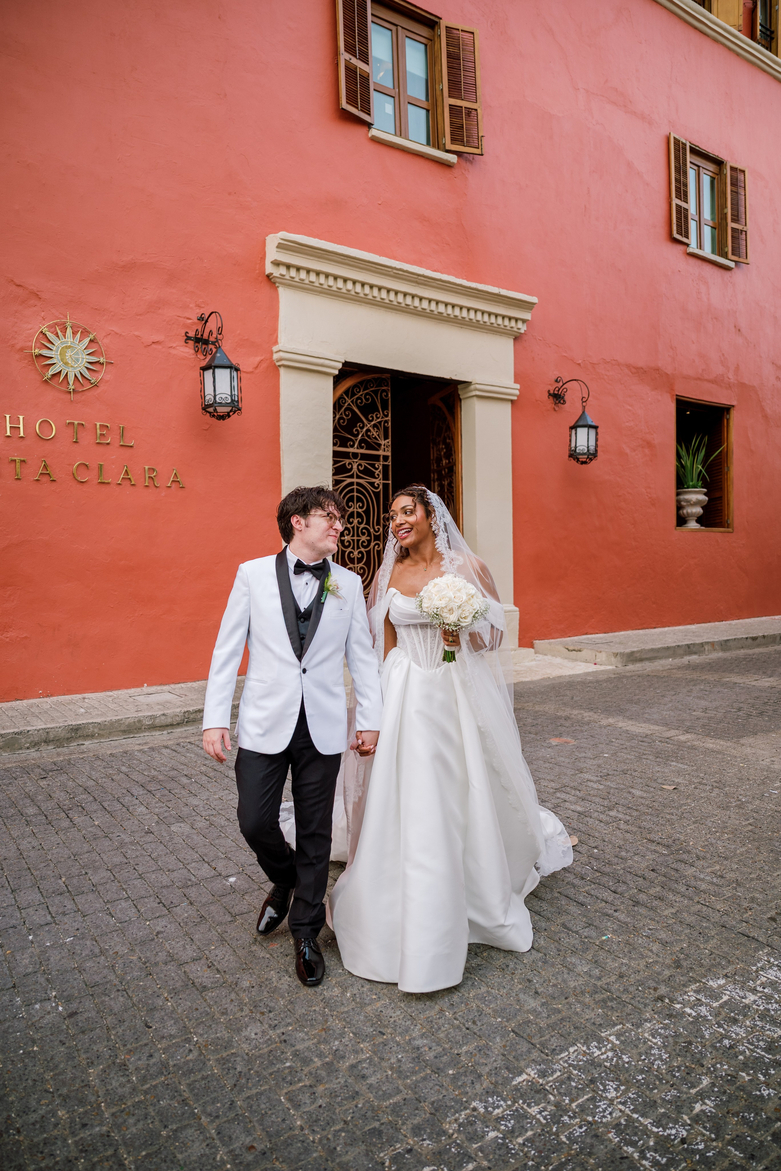 GALLERY 3. Regino Foto l Fotógrafo de bodas y eventos sociales en Cartagena- Colombia