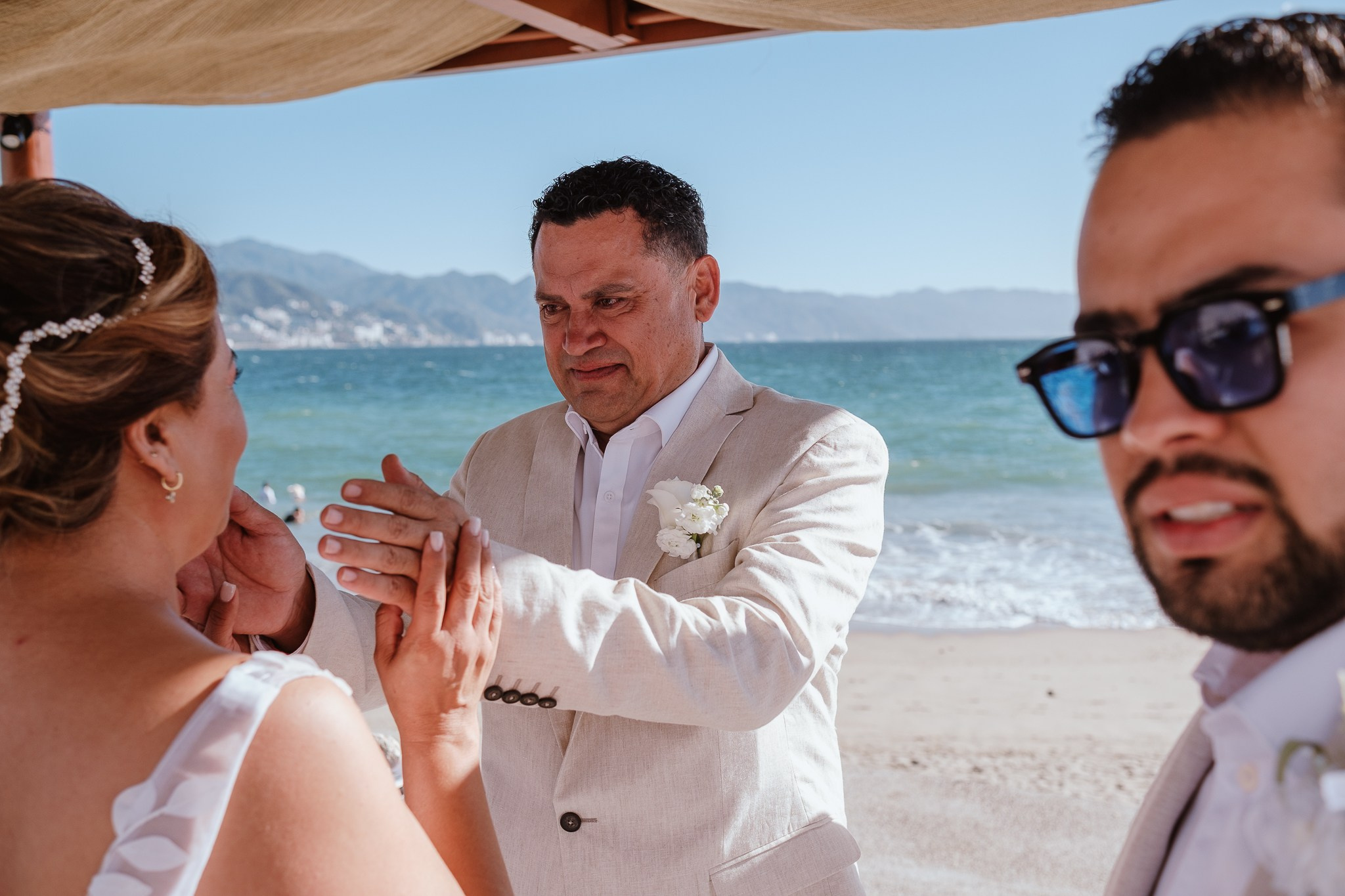 Gaby y Pepe: Boda en Puerto Vallarta. Fotógrafo de bodas