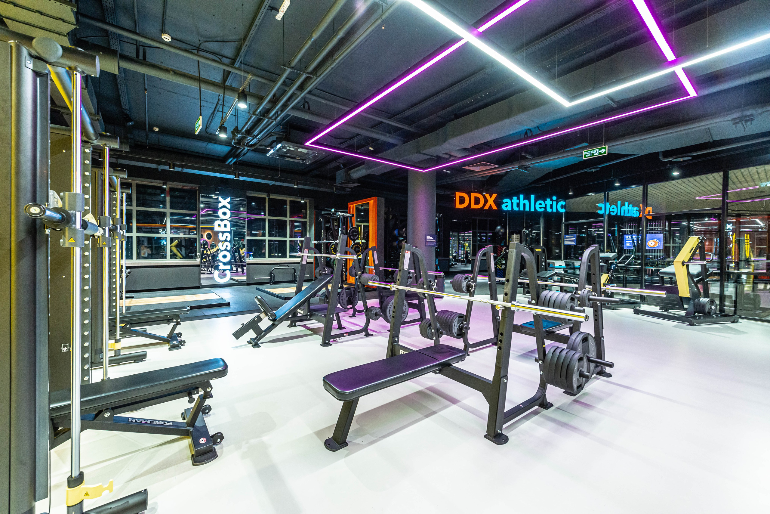Фитнес-клуб DDX Fitness в Б. Овчинниковском переулок. PHOTOGRAPHER QUINTANA ROO