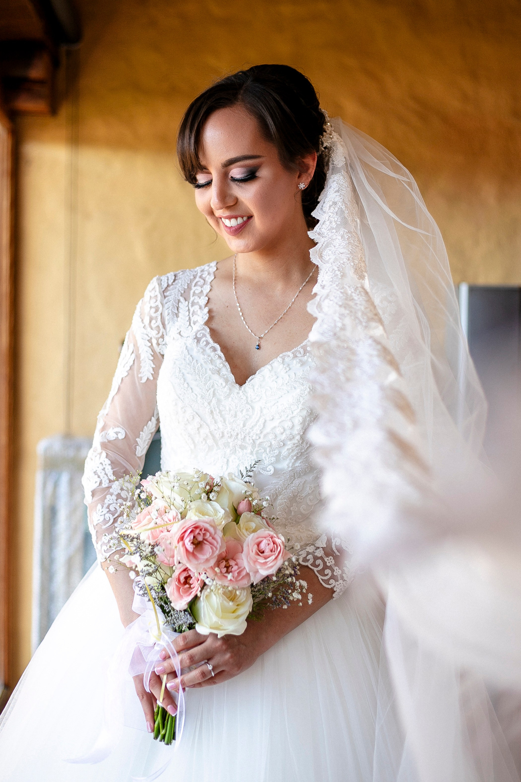 Formal. Wedding Photographer Ruth Preciado
