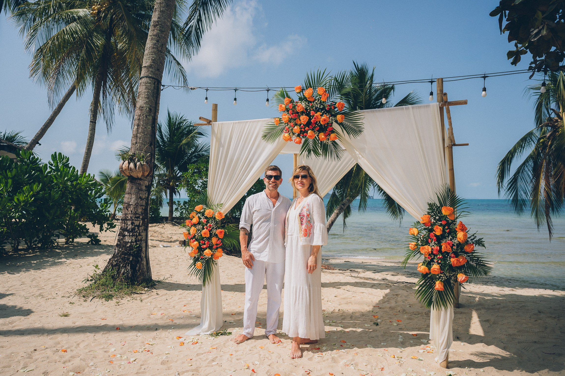 Private Buddhist Wedding Blessing Ceremony on thу beach