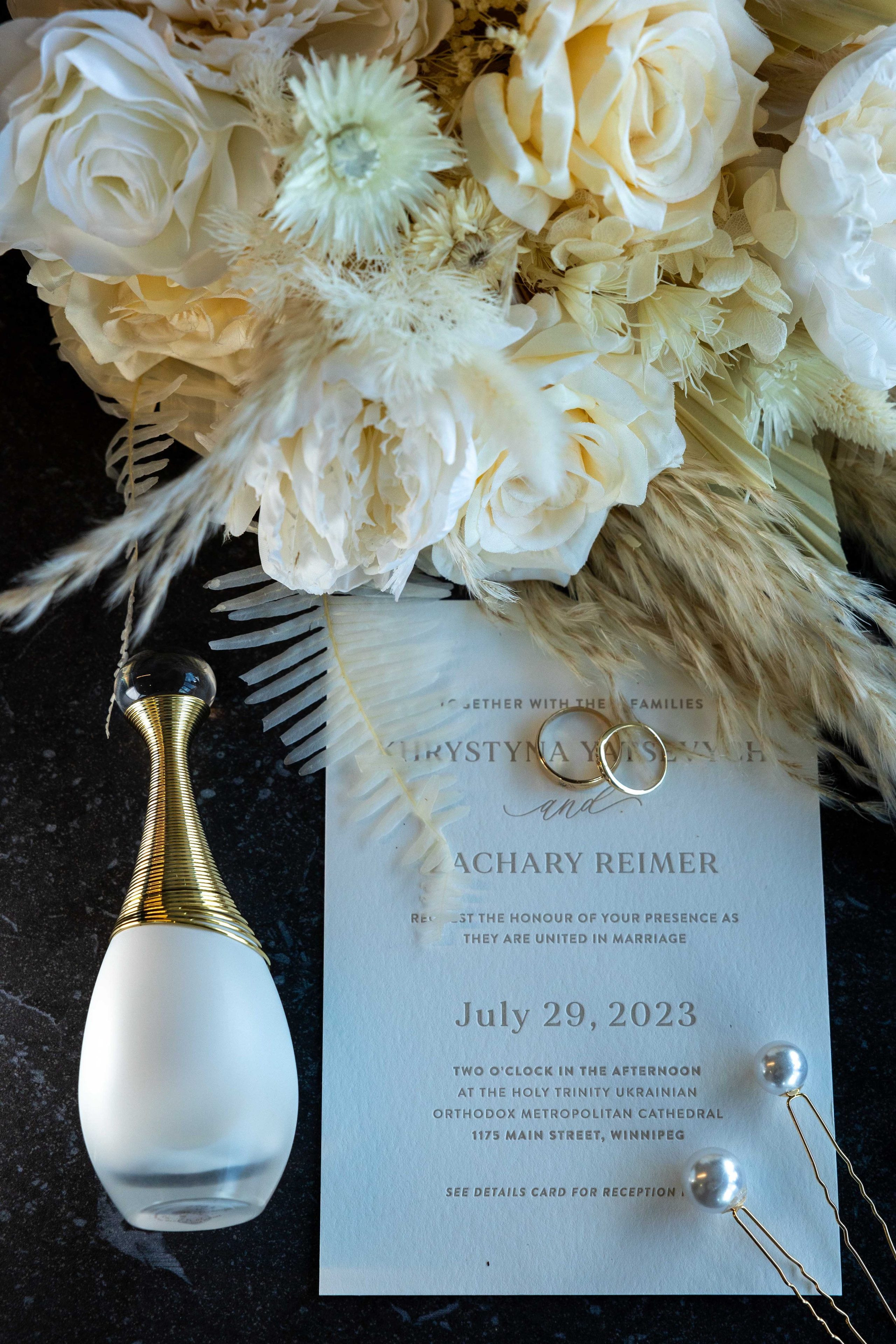 Khrystyna & Zachary (Winnipeg Art Gallery). Wedding Photographer in Winnipeg — Cinematic & Timeless by Vitiuk Photography