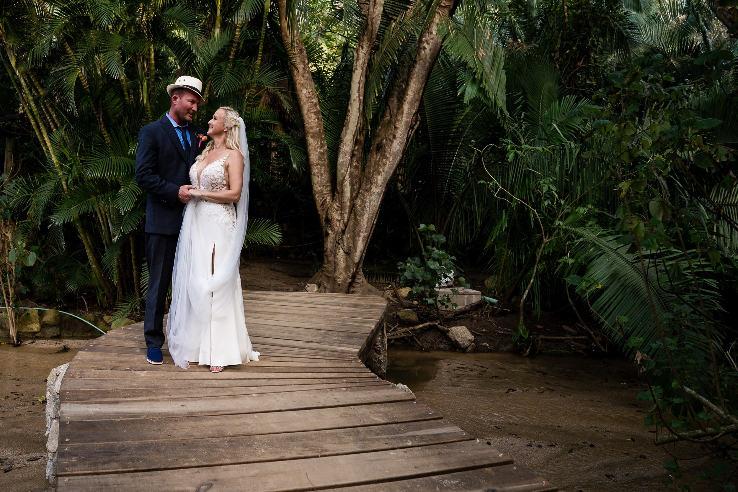 Aggie & Brian. Fotografía de Bodas Profesionales en Puerto Vallarta y Riviera Nayarit