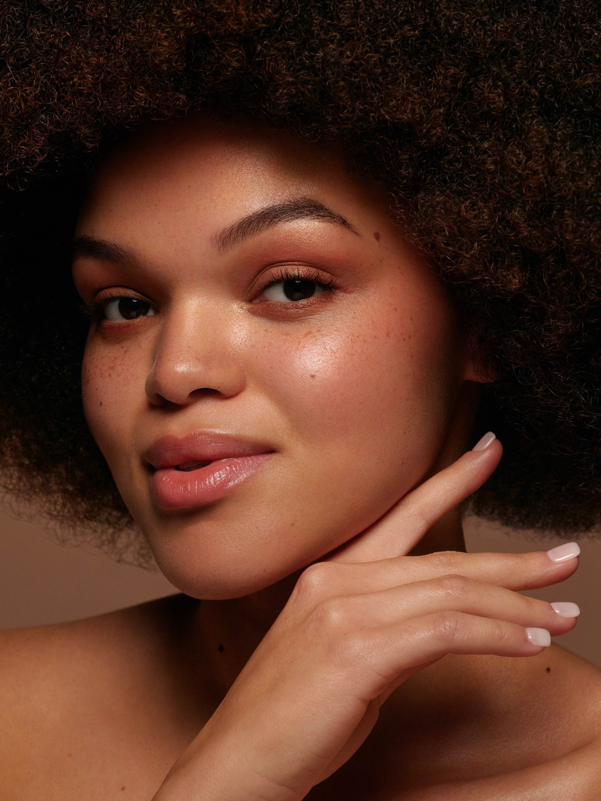 Beauty, Fashion and Editorial Retoucher