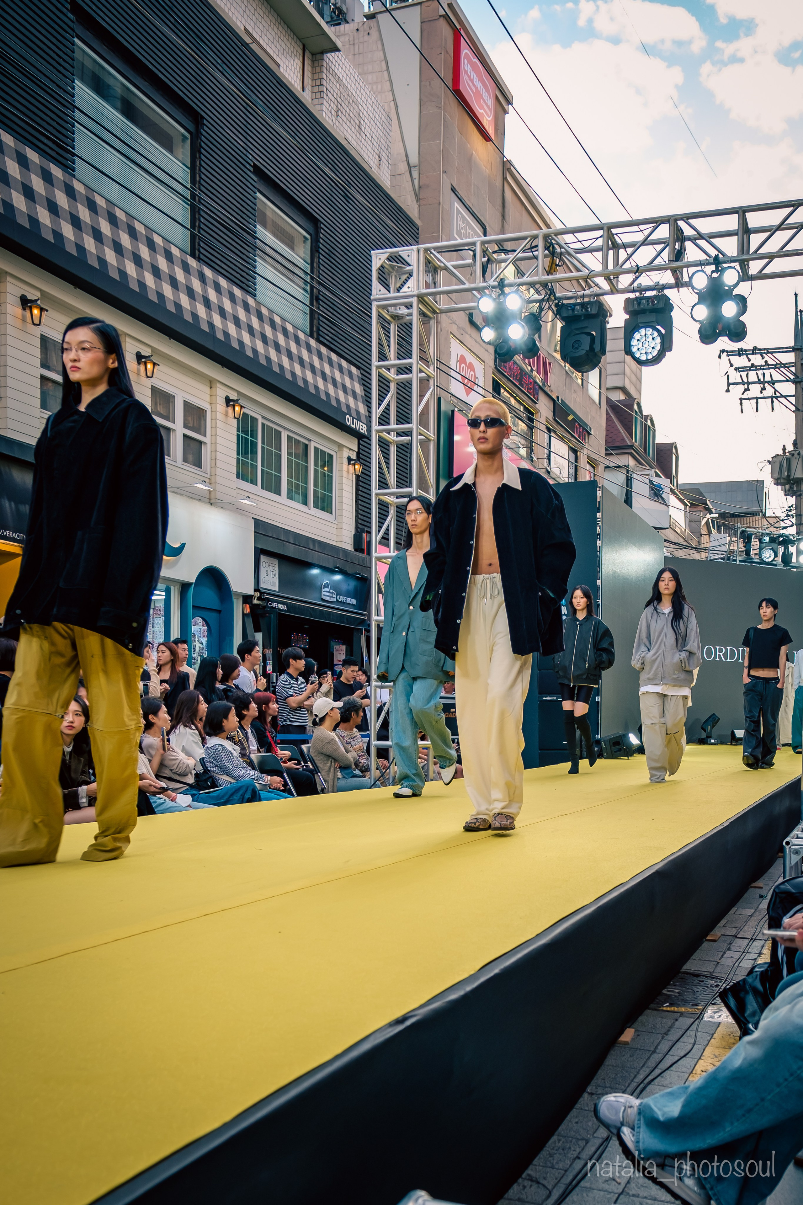 GANGNAM FASHION FESTA 2024: ORDINARY PEOPLE. Фотограф в Сеуле, Южная Корея Наталья Доброквашина
