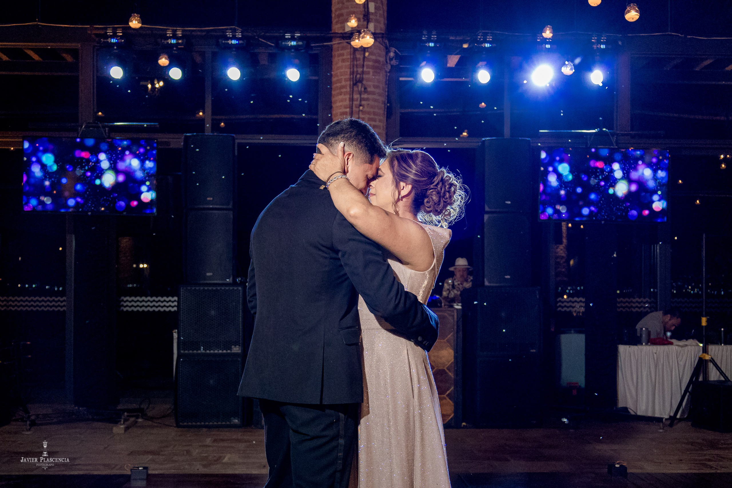 Alondra y Alex. Javier Plascencia Fotografo de Bodas en México