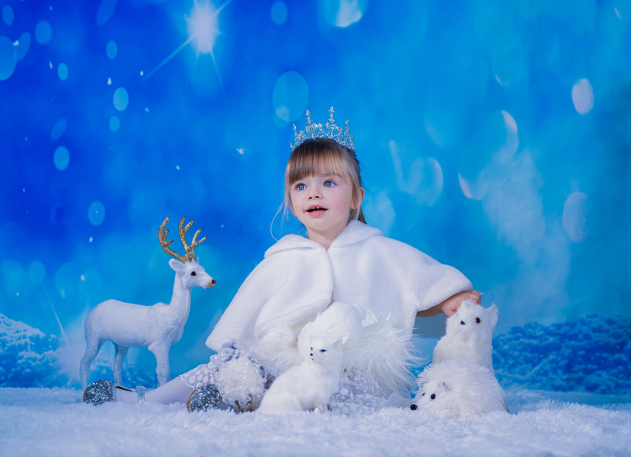 Yana Christmas. Vancouver Kids Photographer