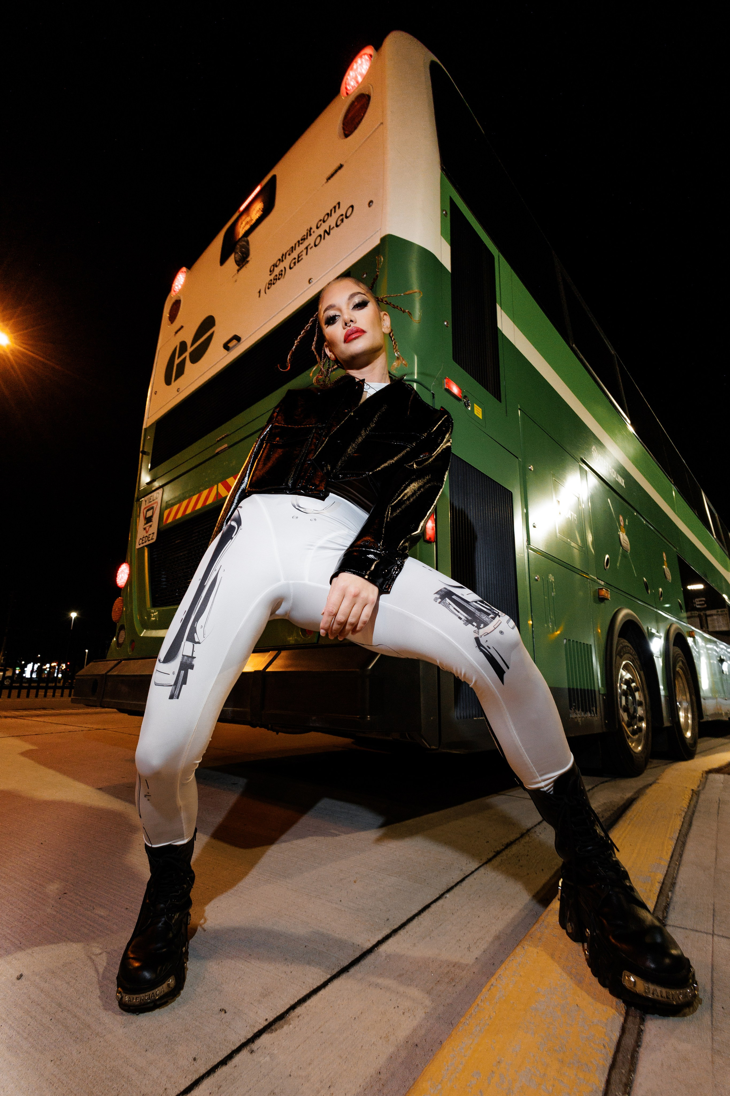 Midnight GO Glow. Alex UA — Toronto photographer