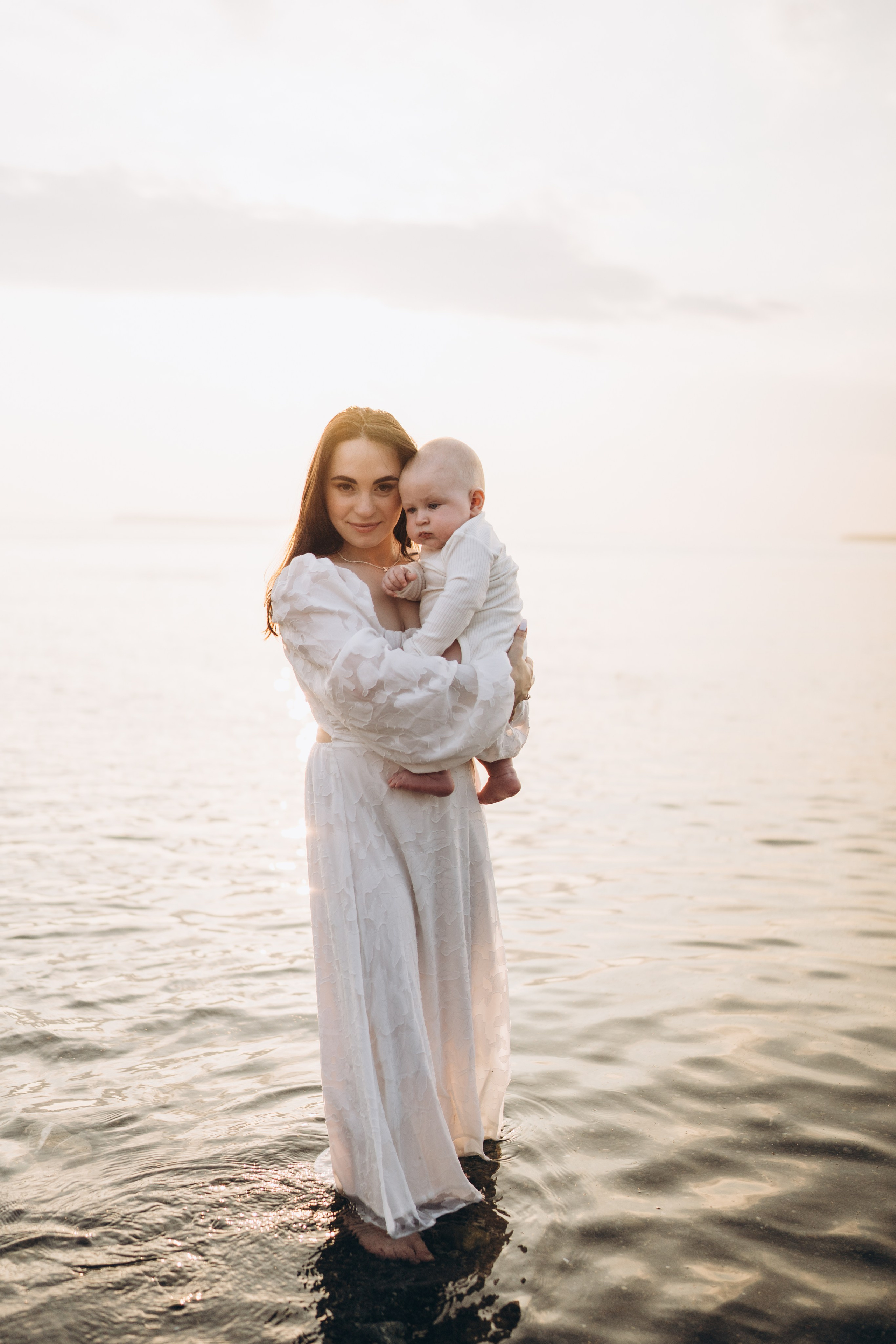 Masha & fam. Calgary Wedding & Lifestyle Photographer — Yevhen Polishchuk