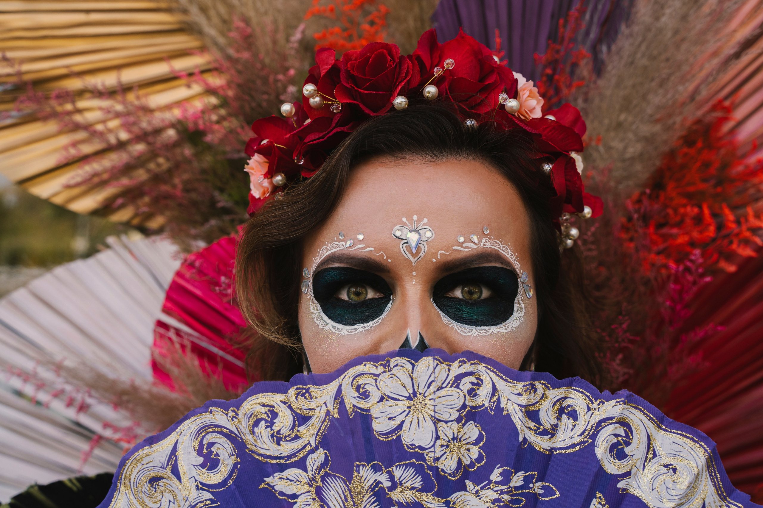 Vacation photoshoot in Mexico City. Capture your trip with a professional photographer in Chapultepec, Roma Dia de los muertos Day of dead. Ekaterina Frolova photography