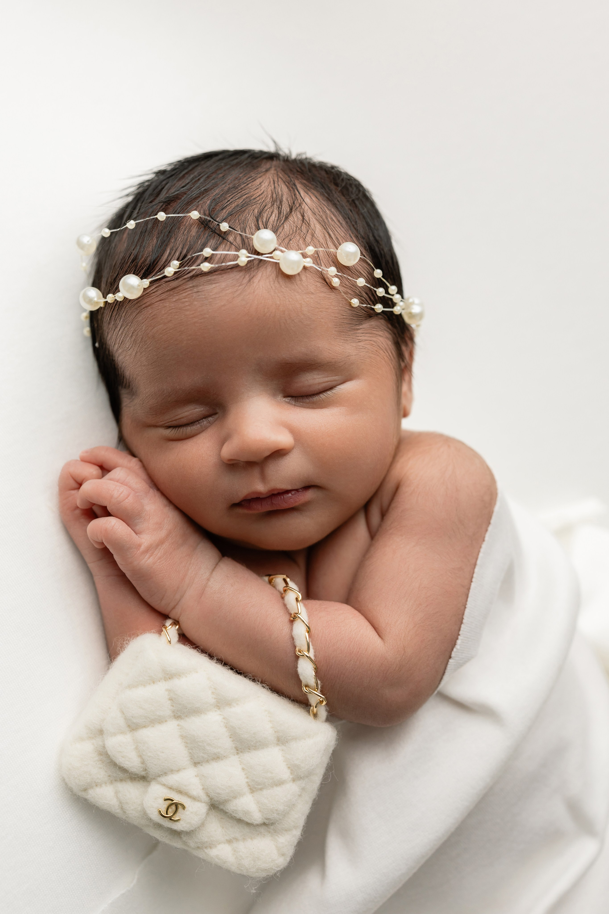 5–20 Days Newborn Photography in Toronto. Iana Banana | Toronto Maternity, Newborn & Family Photographer