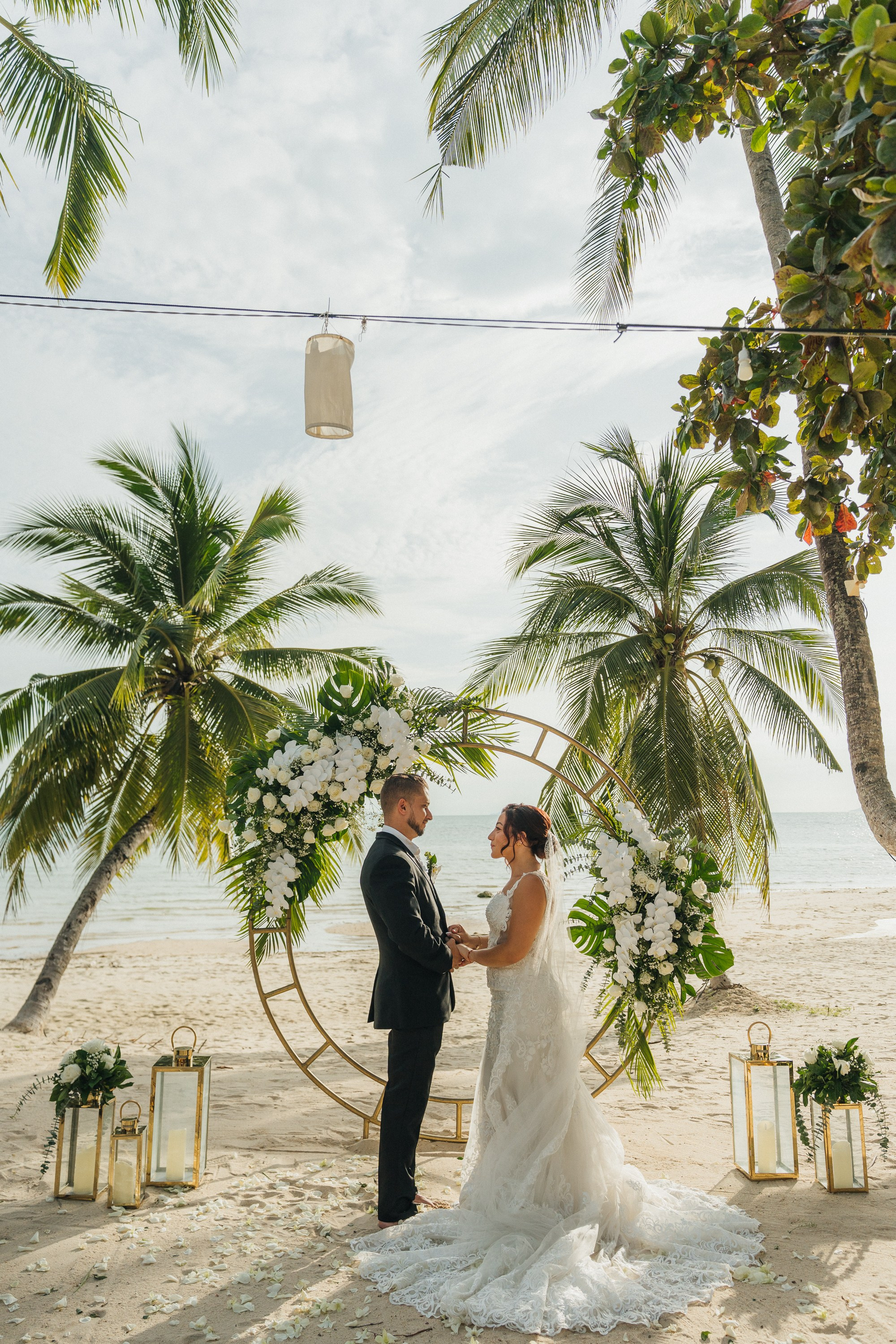 Escape Wedding with Kids on Koh Samui Beach, Thailand