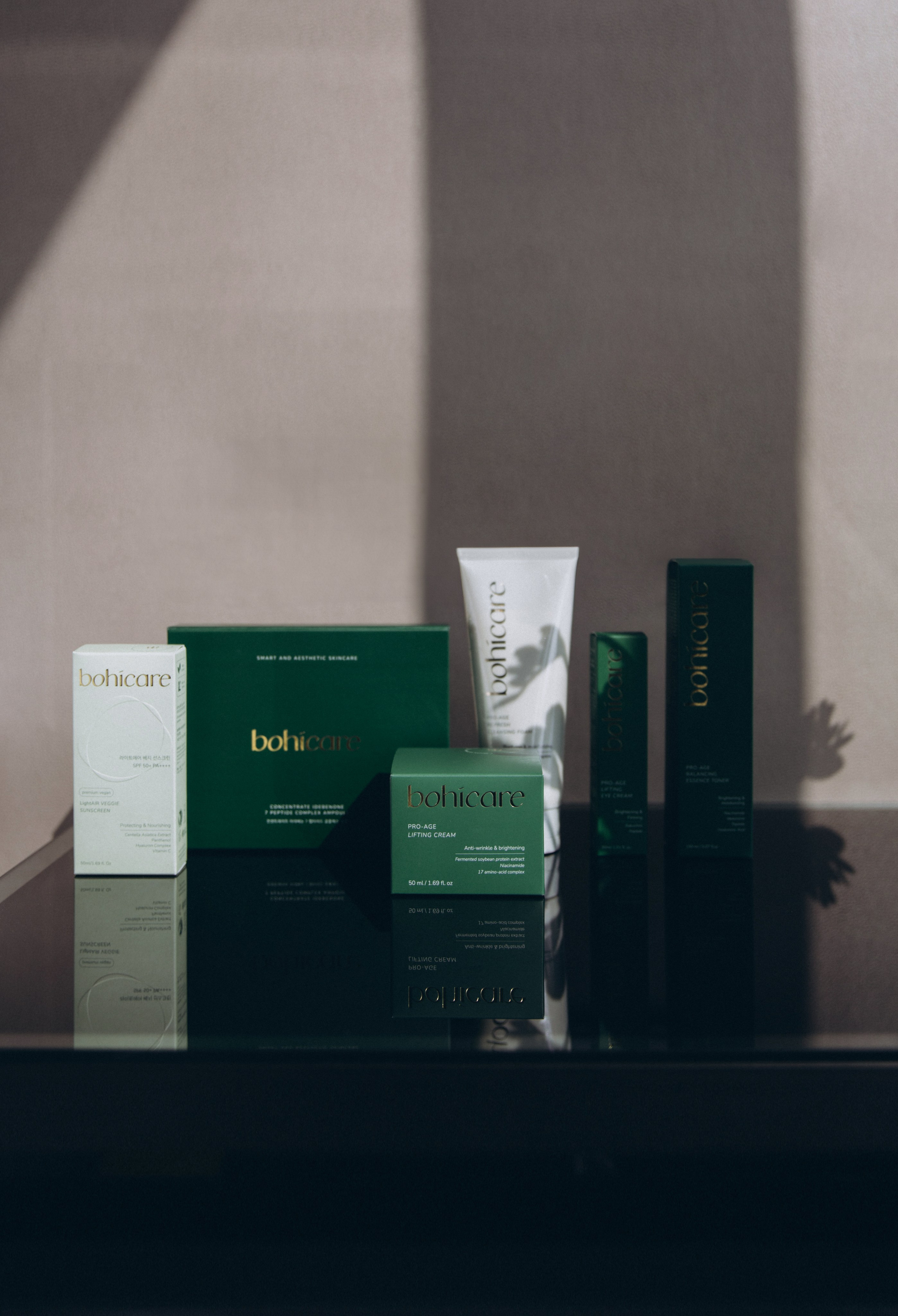 Grand Hyatt Seoul (bohicare). Portrait photographer in South Korea Olga Lian