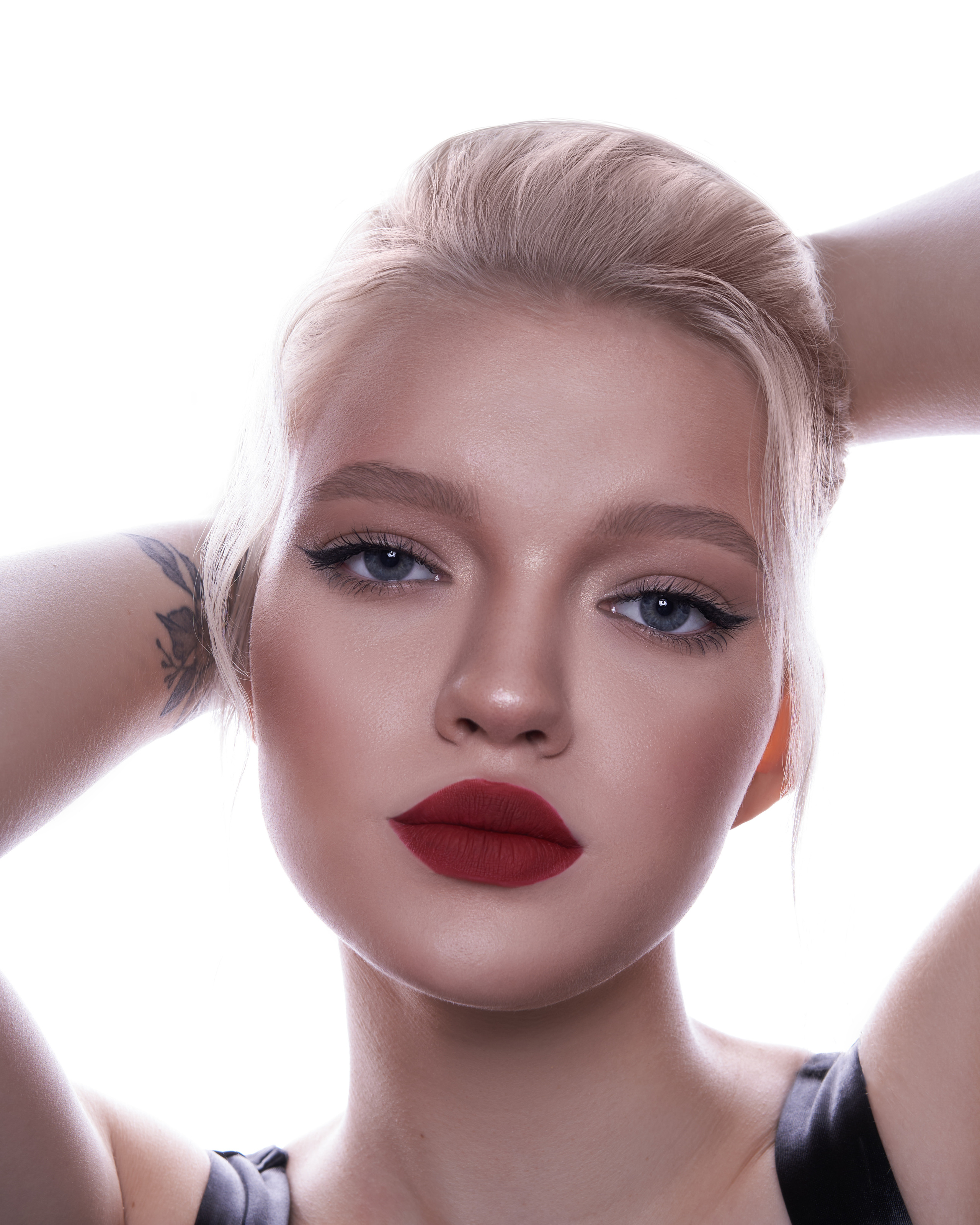 Portrait, woman, model photoshoot. Norman Wells photographer Ekaterina Konovalenko
