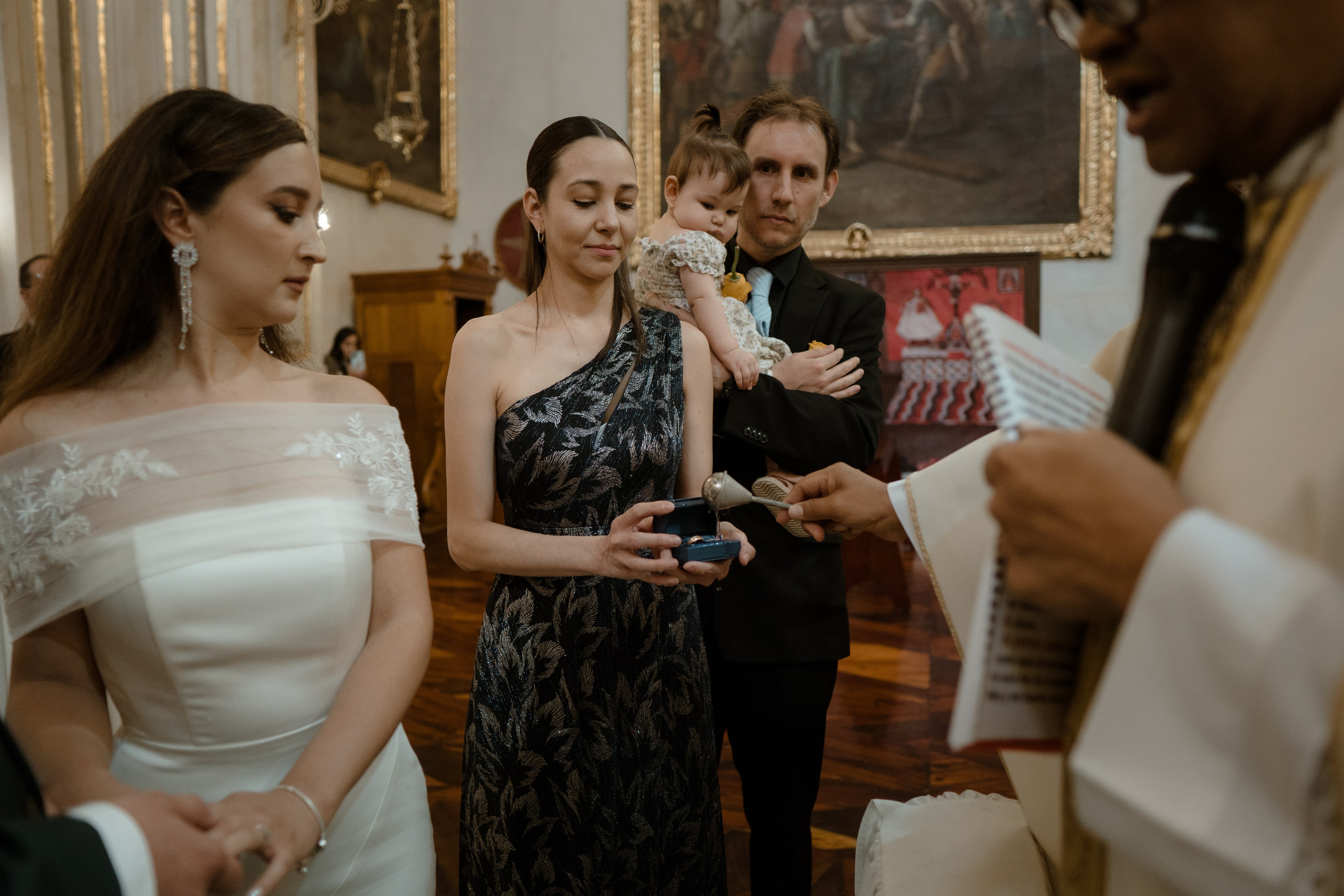 Jorge y Liliana. TWO MILLIMETERS