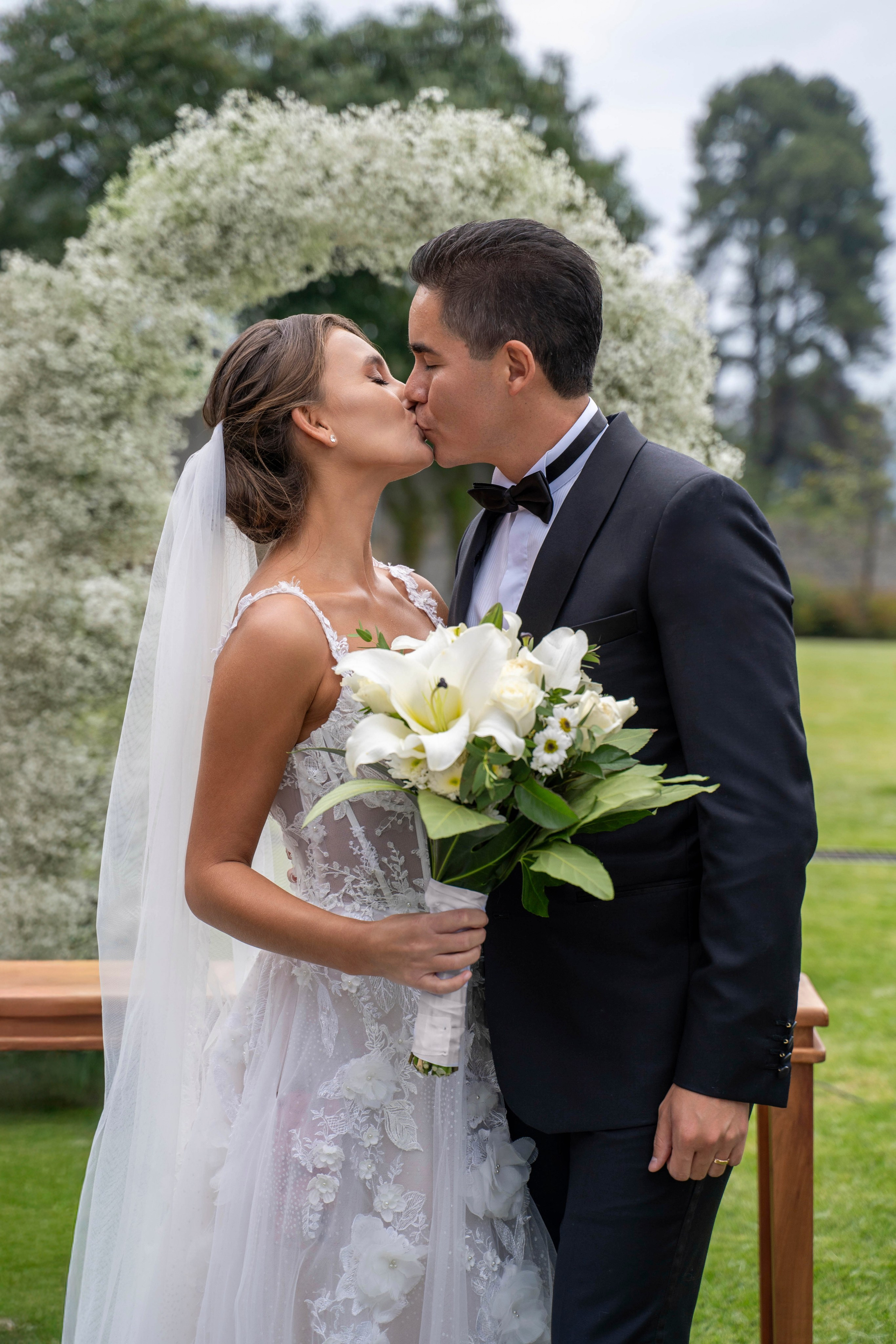 Professional Mexico City photographer specializing in weddings, surprise proposals, horse photo sessions and private events in Chapultepec. Ekaterina Frolova photography