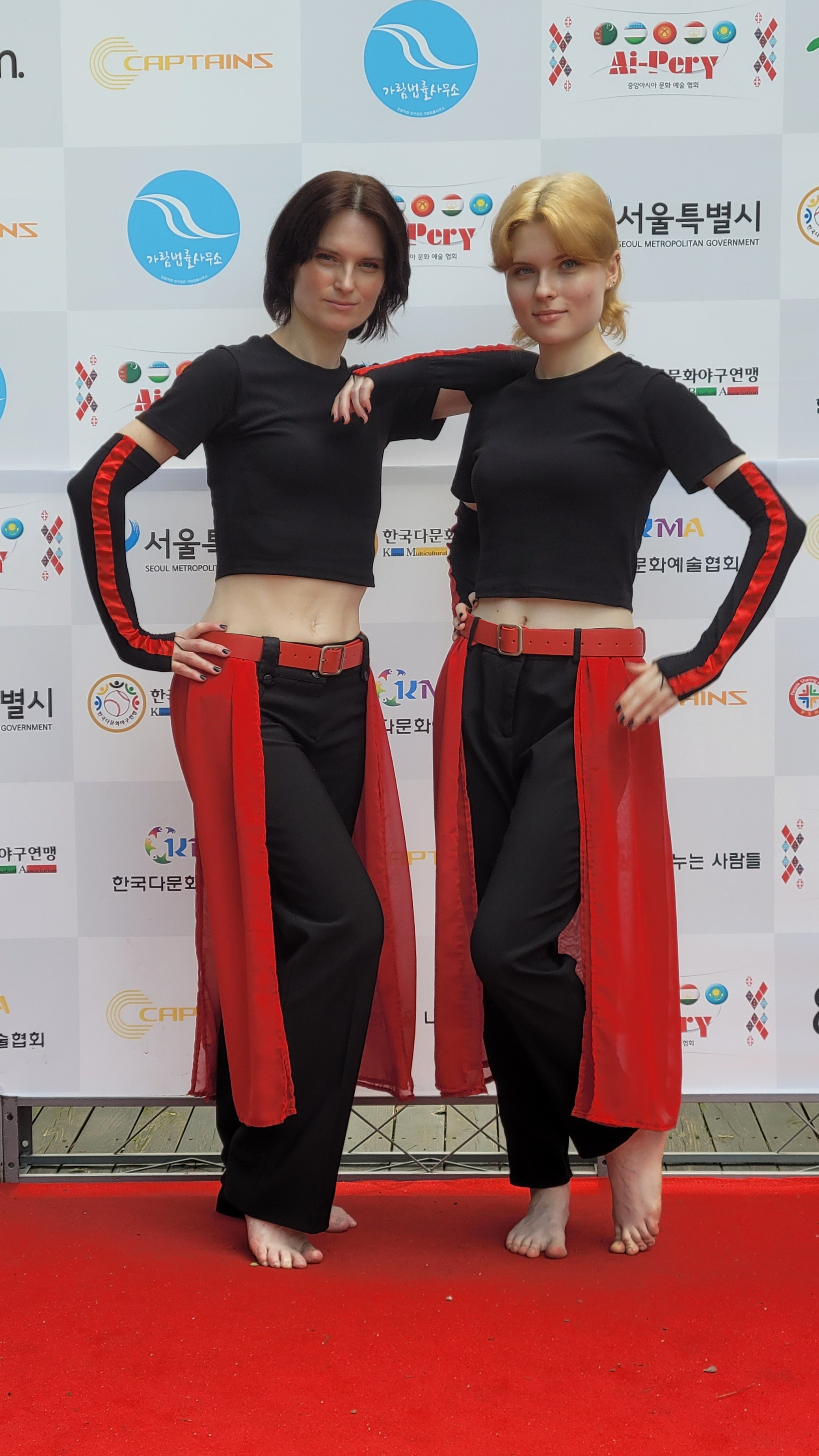 KMA 한국다문화에술회 2024 제2회 국제상호 문화교류 대축던 — “VG&7” dance duet — stage performance, got 장려상. Photographer in Seoul Dobrokvashina Natalya