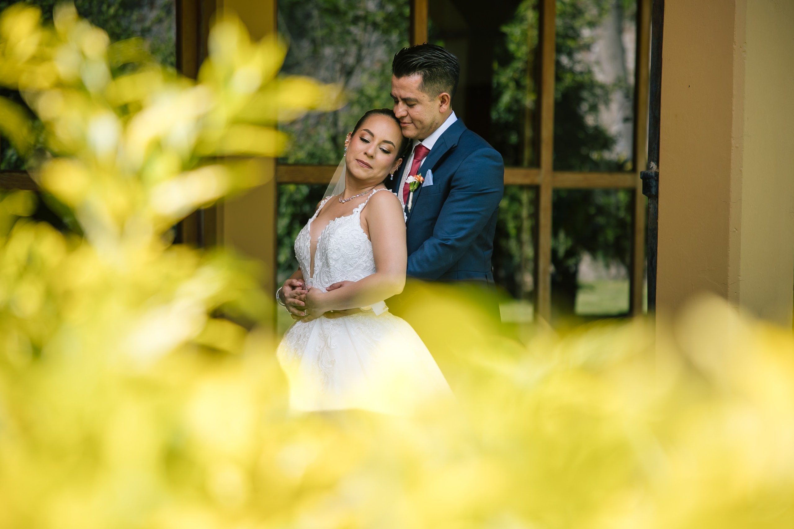 Formal. Wedding Photographer Ruth Preciado