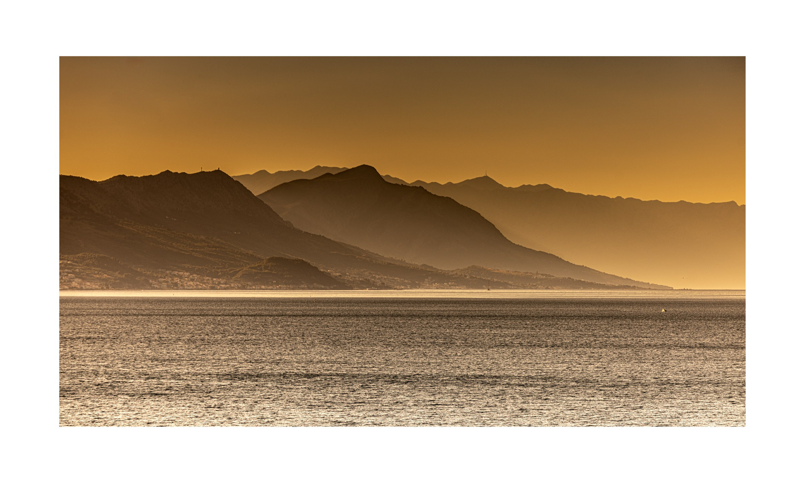 Mar Adriatico 2 100X60cm com moldura R$ 3.000,00