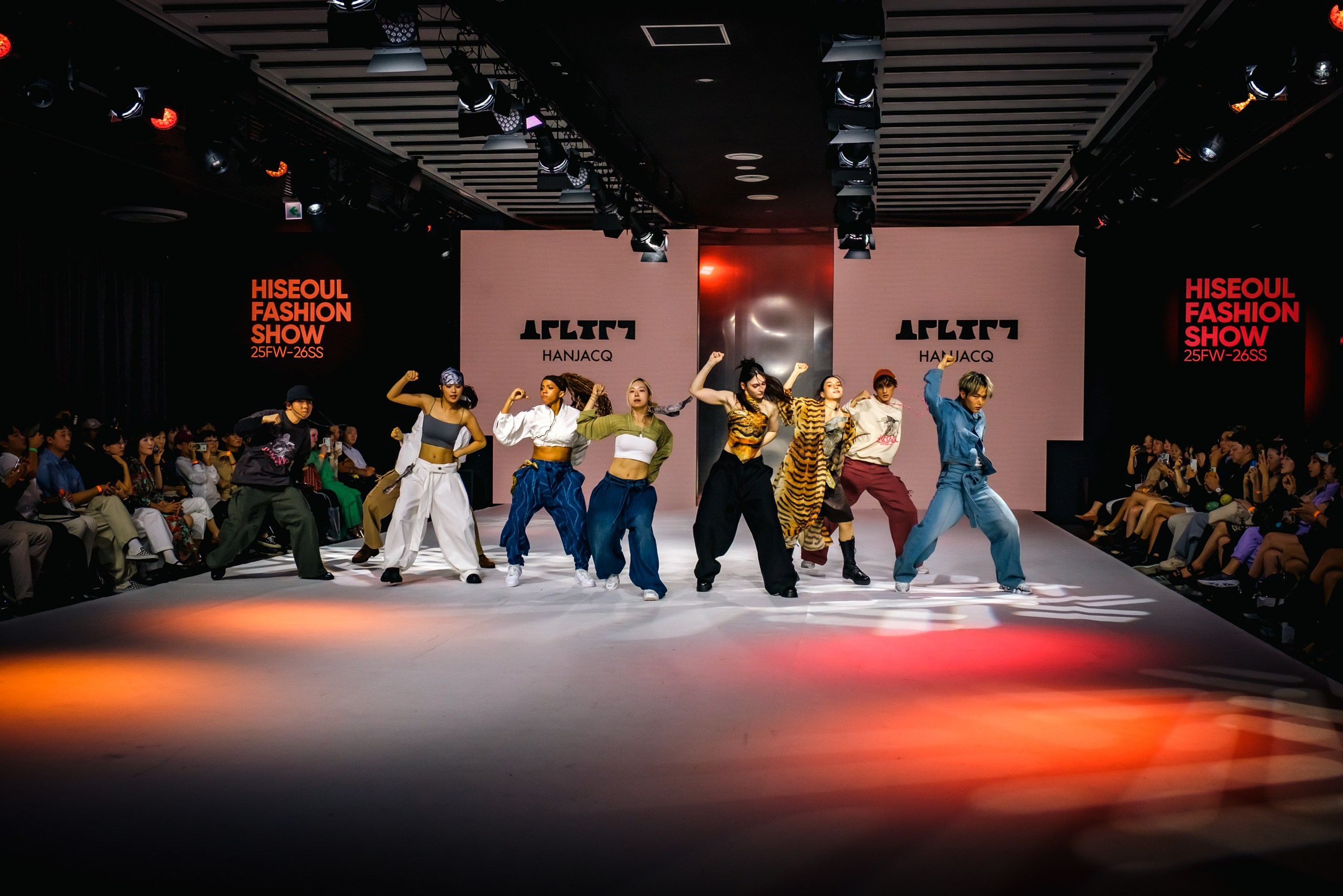 SFW Hanbok Seoul Global DANCERS. Photographer in Seoul Dobrokvashina Natalya