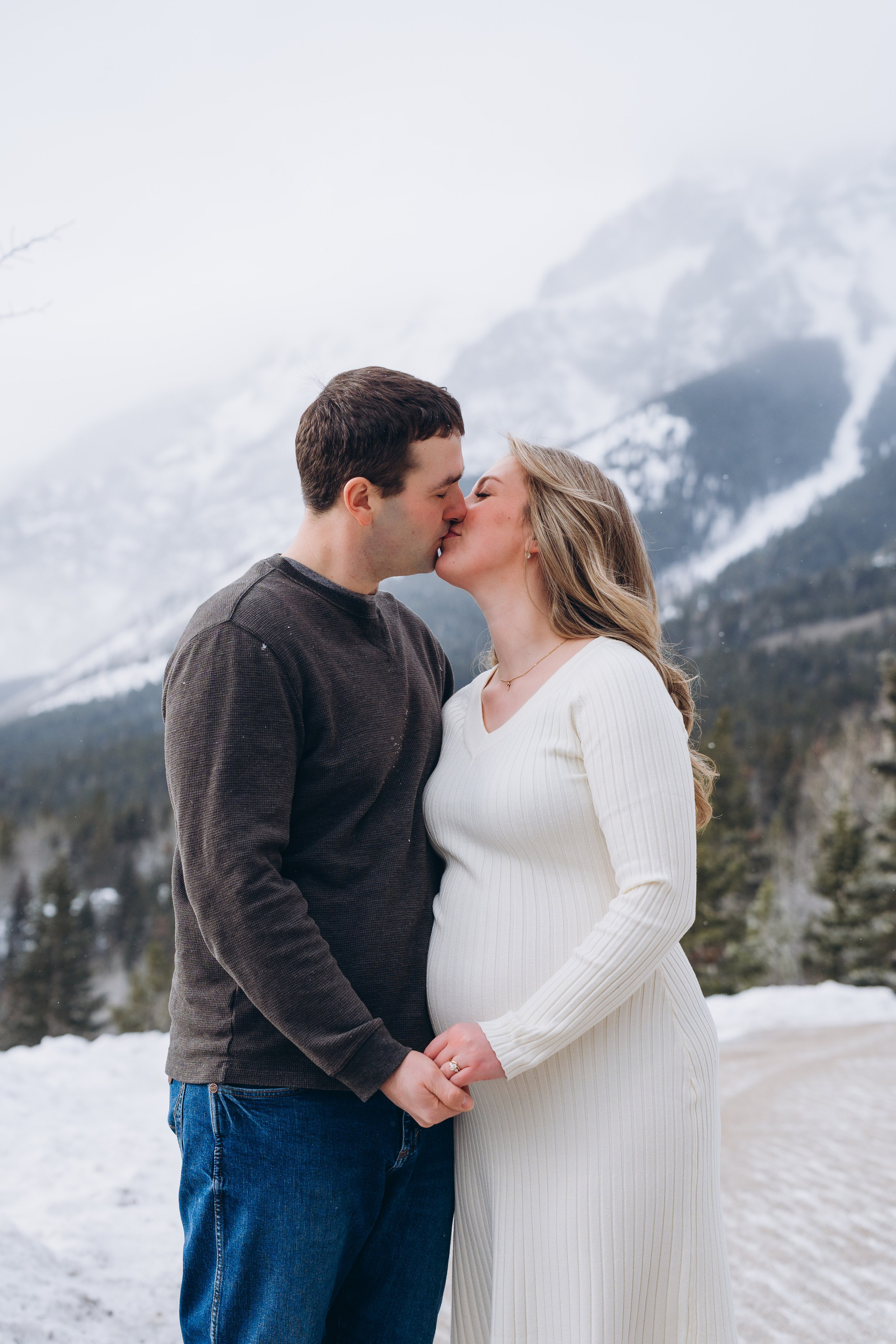 Racheal. Calgary Wedding & Lifestyle Photographer — Yevhen Polishchuk