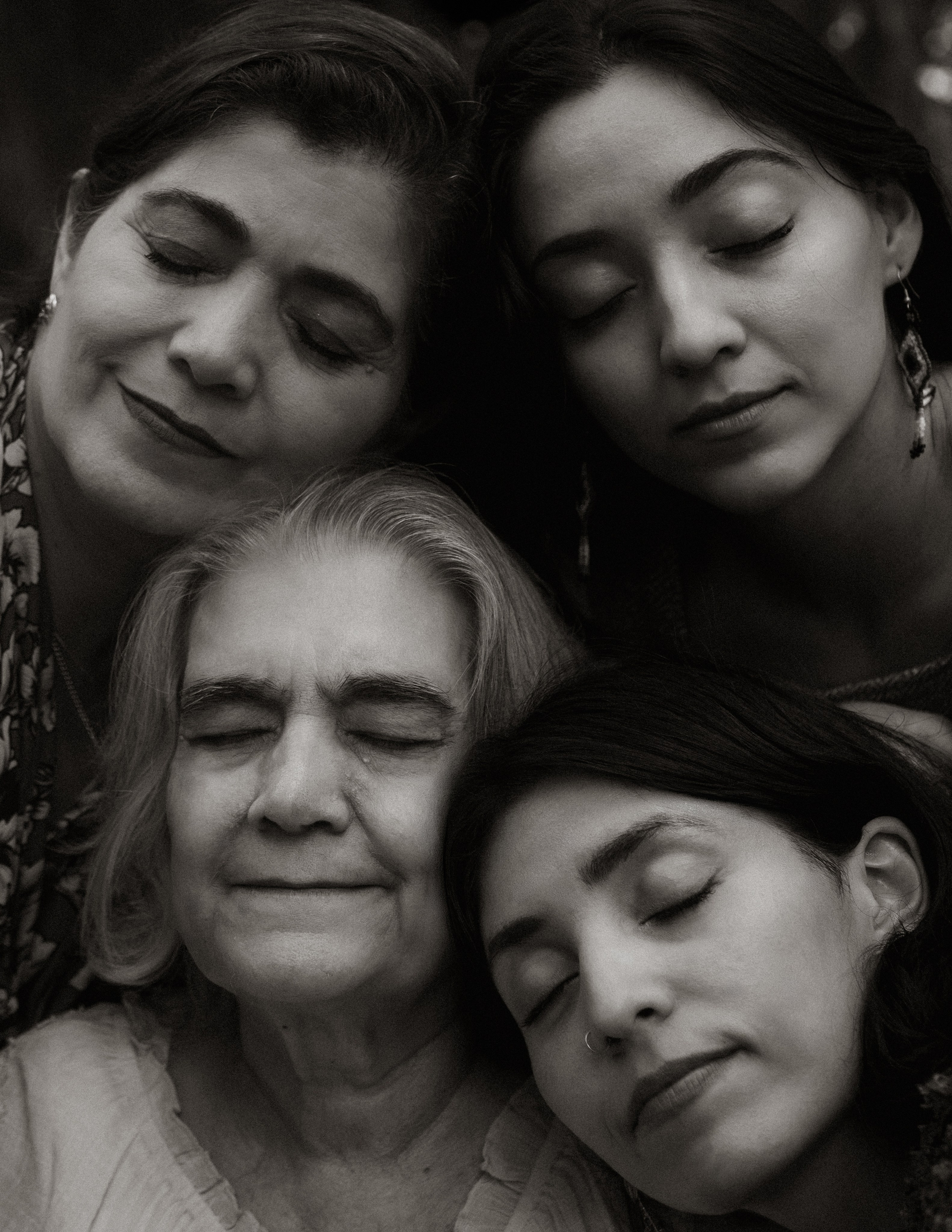 Familia - Gutiérrez Martínez. TWO MILLIMETERS