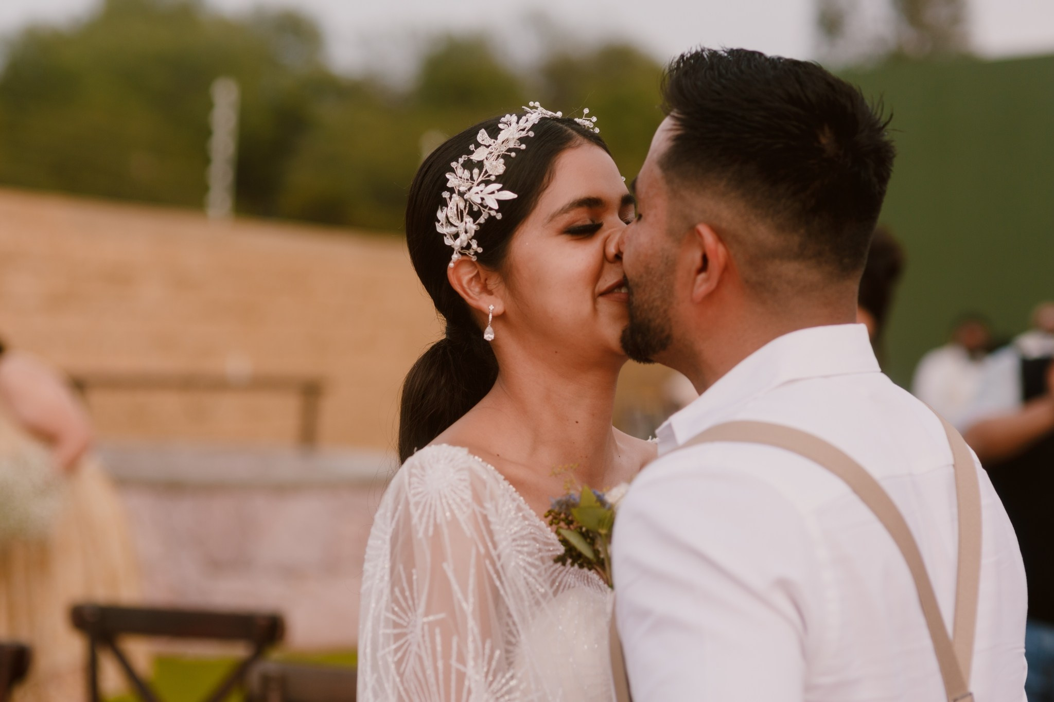 Sam y Roberto: Boda en San Luis Potosí - jardin los olivos. Fotógrafo de bodas
