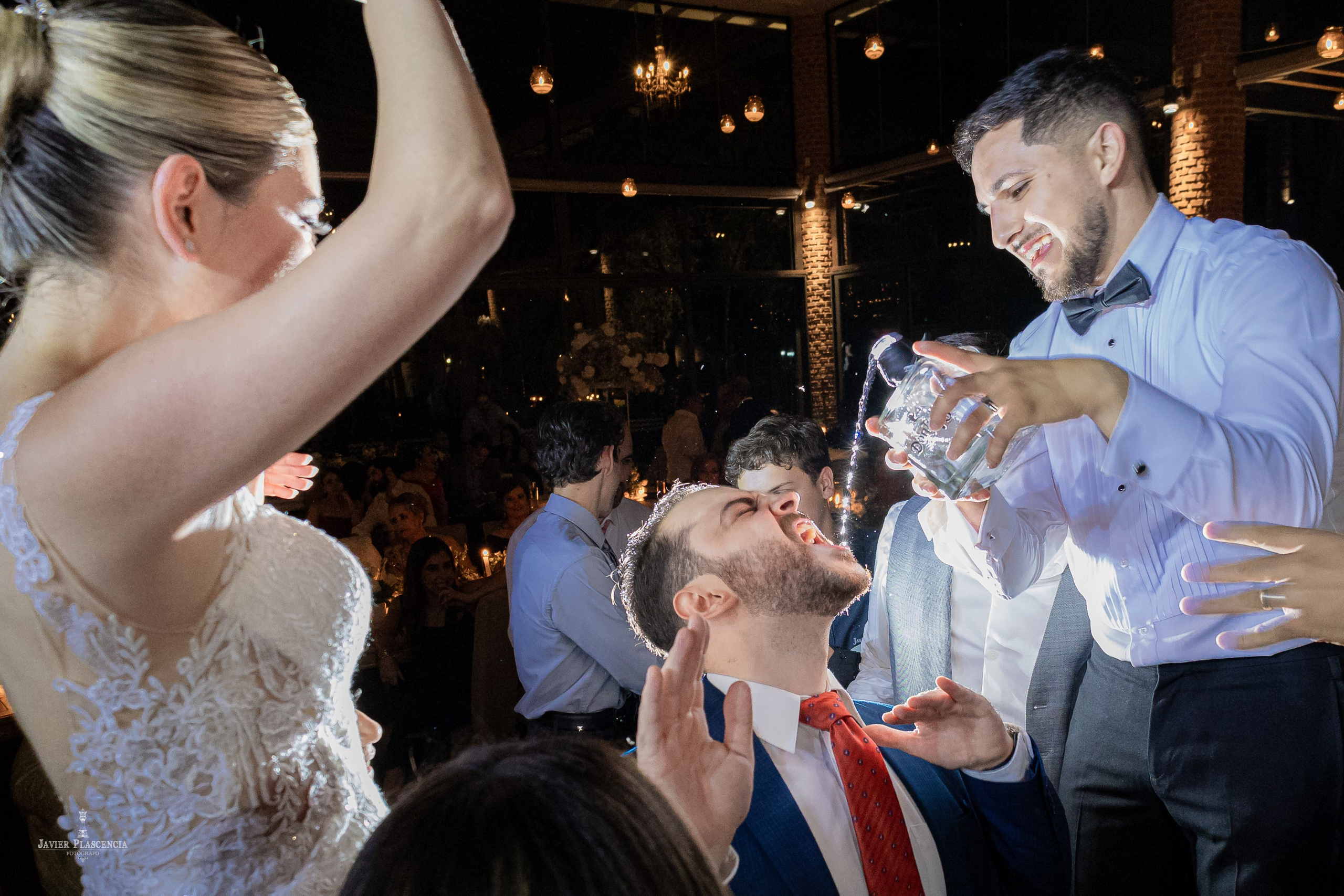 Alondra y Alex. Javier Plascencia Fotografo de Bodas en México