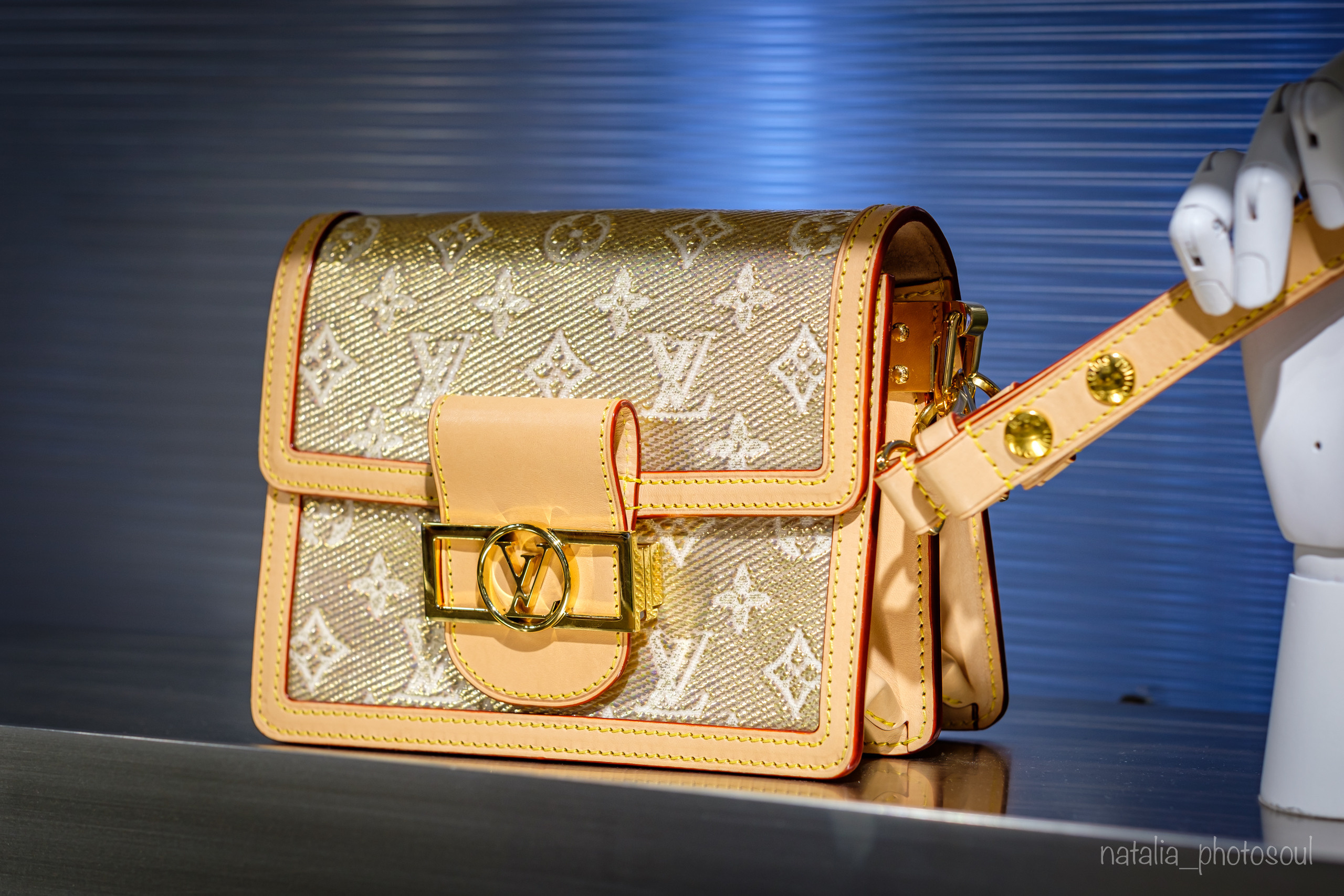Louis Vuitton: elegance and chic, grace and…. Photographer in Seoul Dobrokvashina Natalya