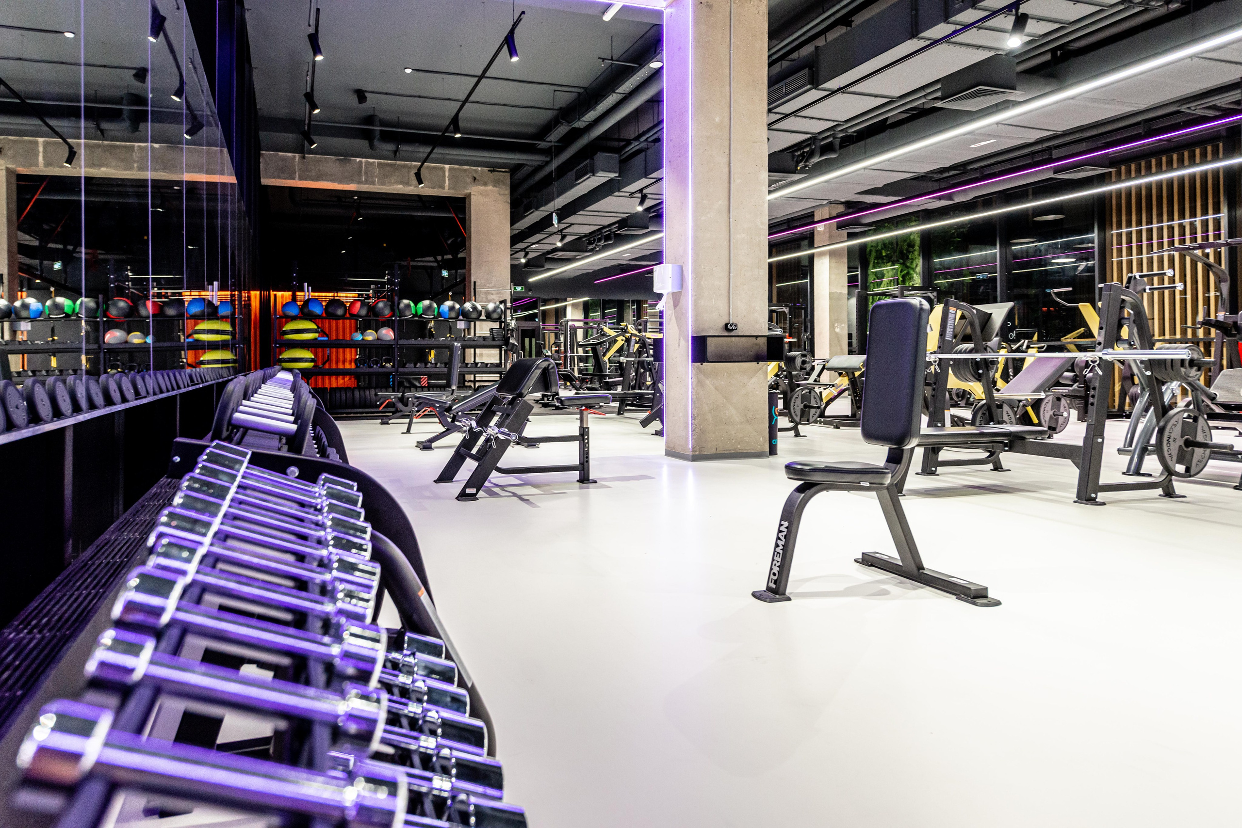 Фитнес-клуб DDX Fitness в Жулебино. FOTÓGRAFO MÉXICO QUINTANA ROO