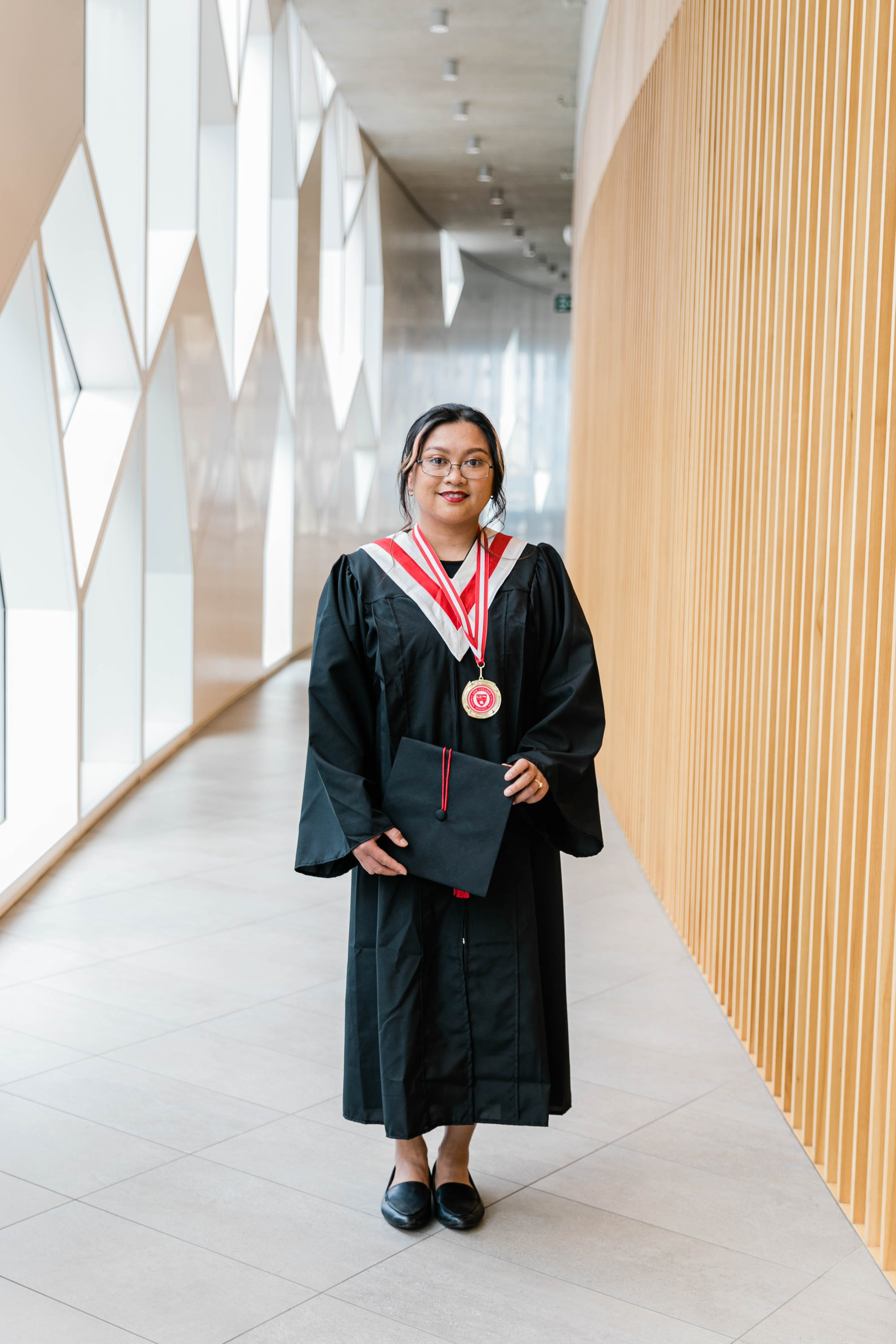Hoeving Graduation — Downtown Calgary. Fotografía accesible en Calgary
