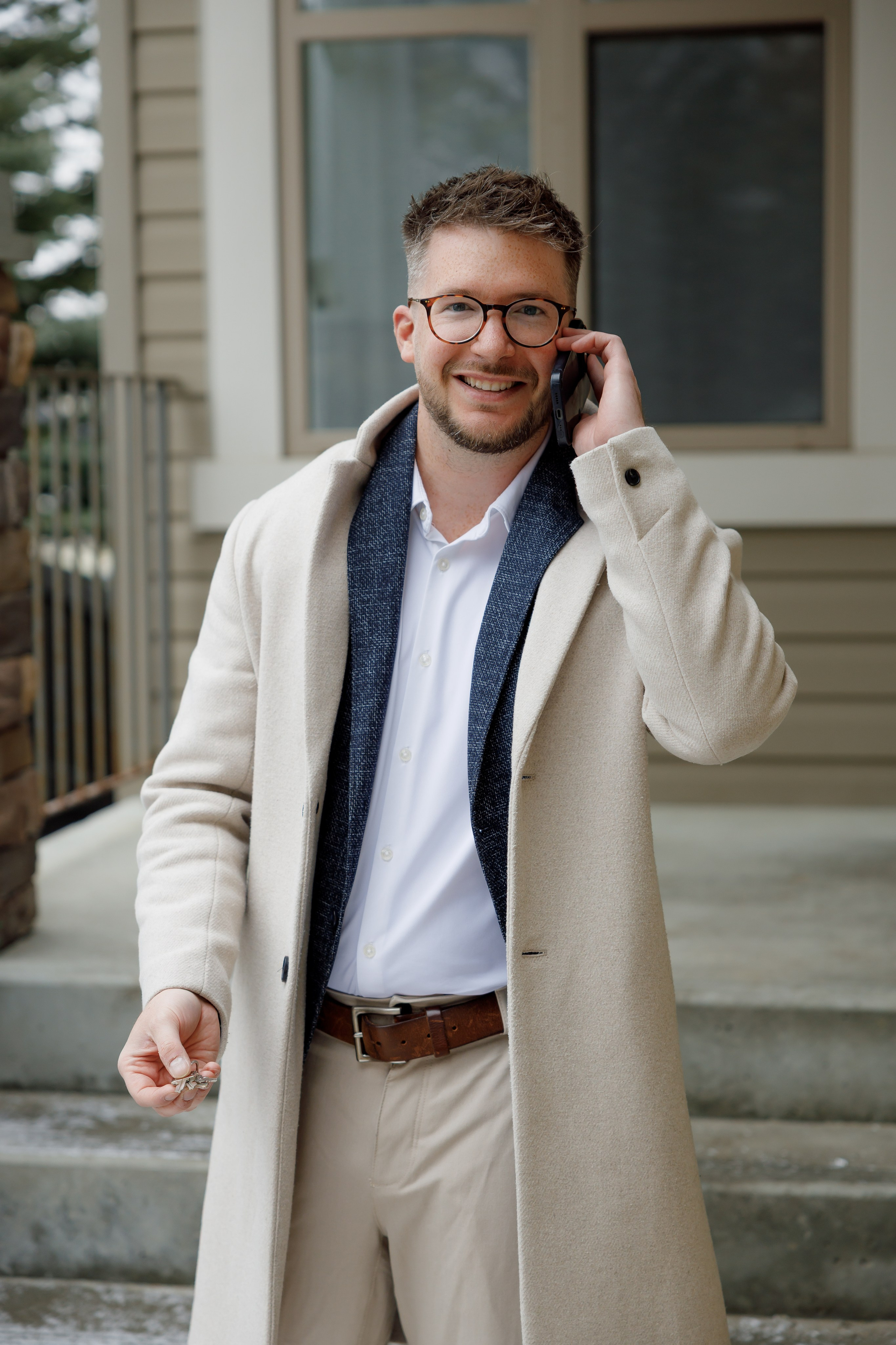 Real Estate Agent. Photographer Elvira Hryshchenko