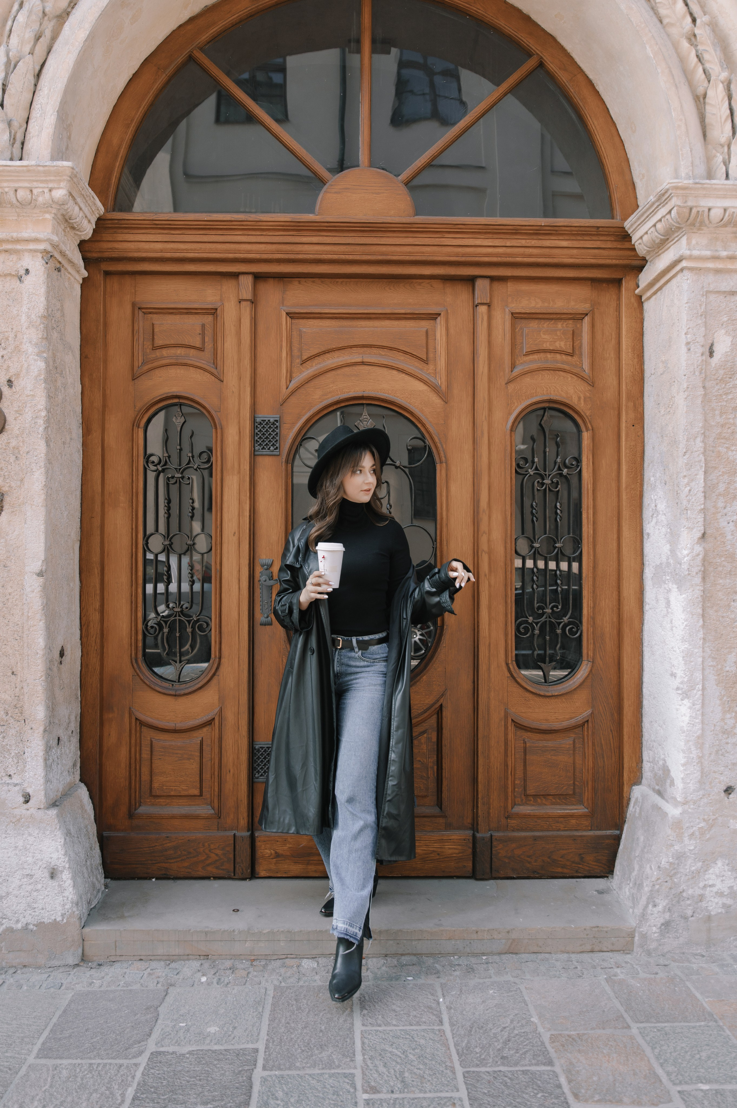 “Vintage” Photo Day. Photographer and Blogger Europe/Asia Nika Stoma
