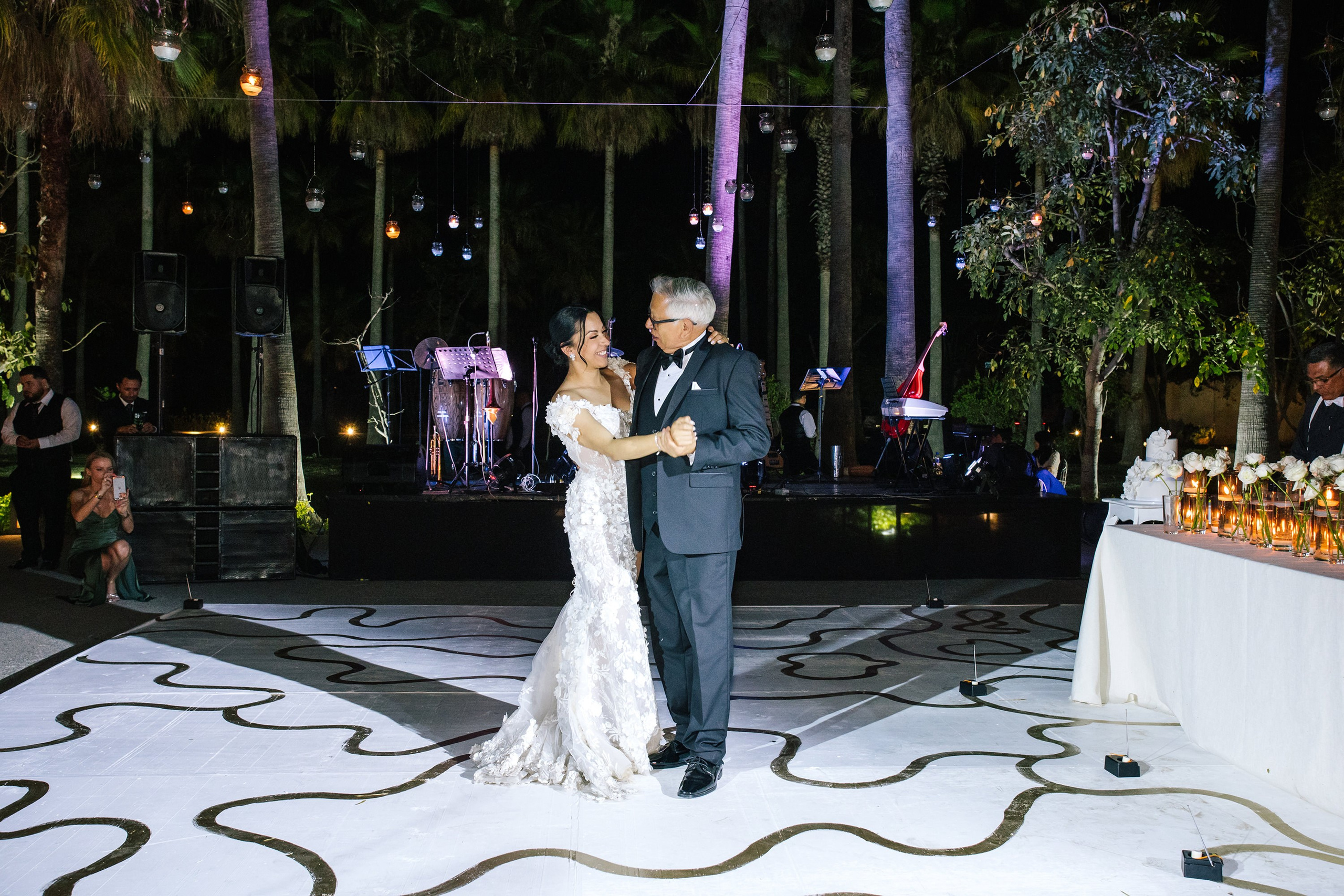 Primer Baile. Wedding Photographer Ruth Preciado