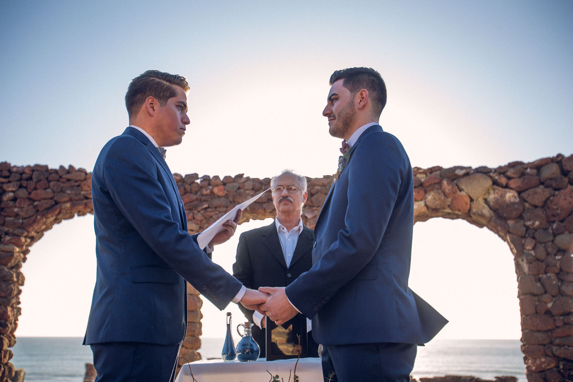 Two Grooms Valle de Guadalupe. Estudio de fotografia en Tijuana