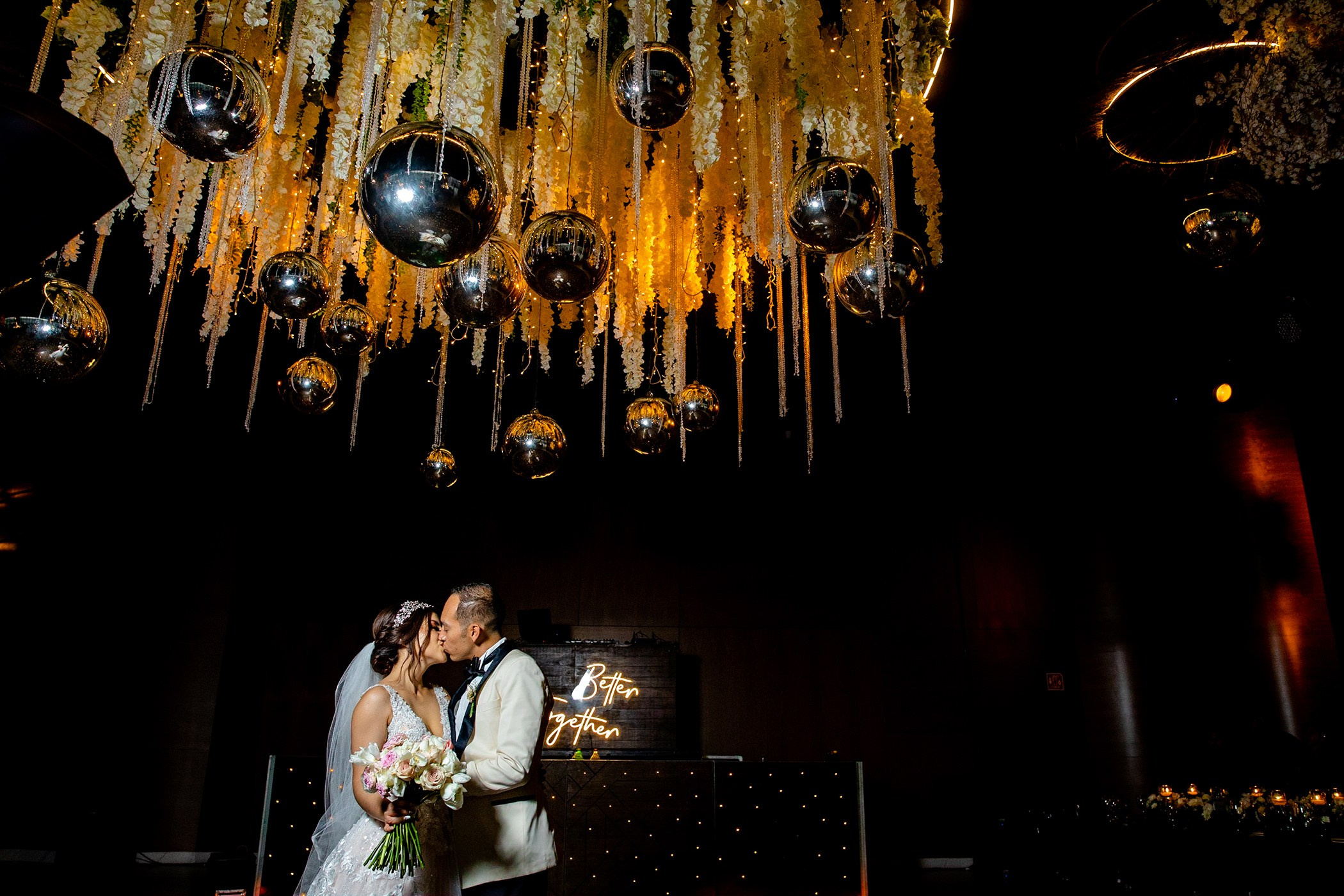 Formal. Wedding Photographer Ruth Preciado