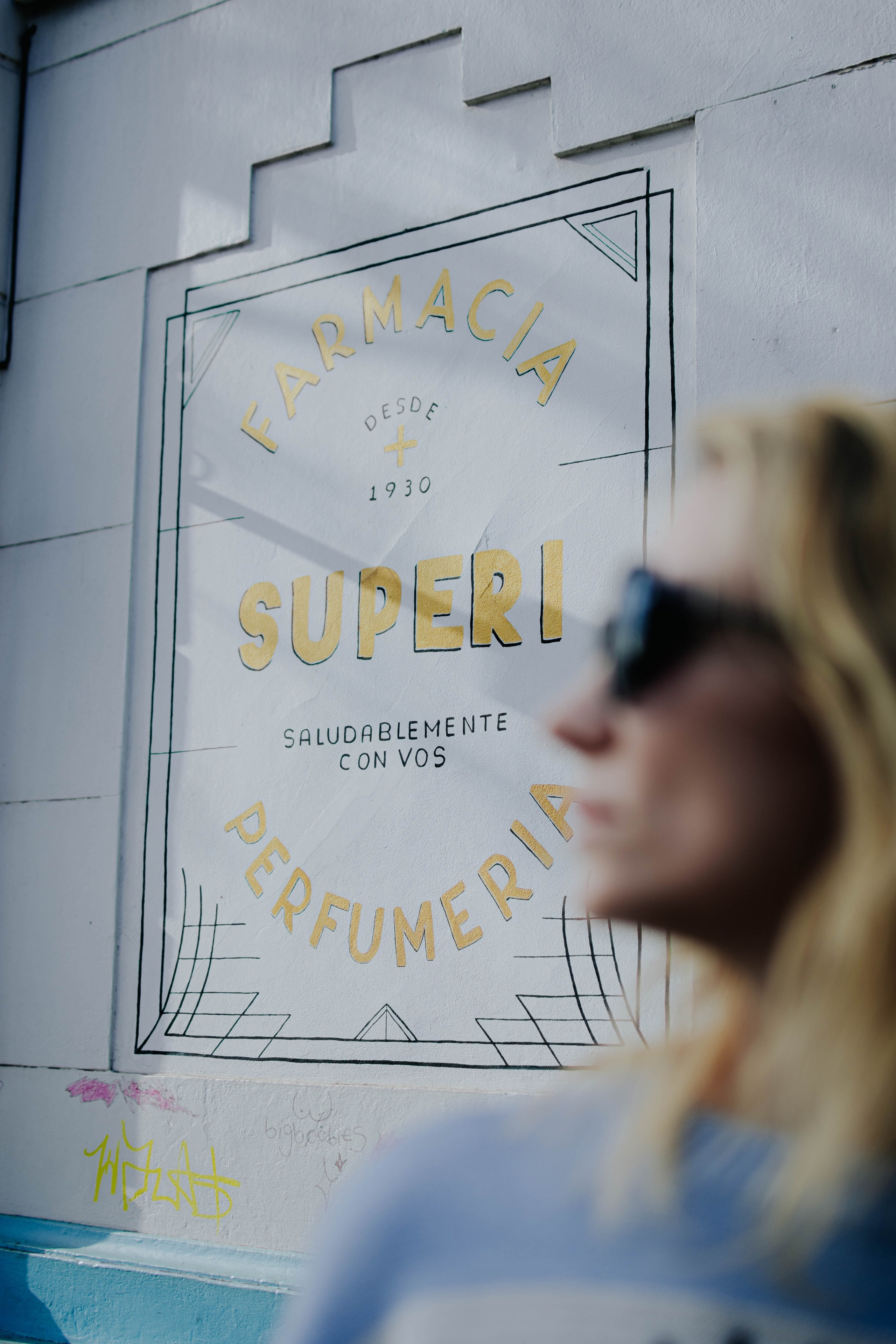 BAires and Zoya. Photographer @elmirkami in the city of Buenos Aires