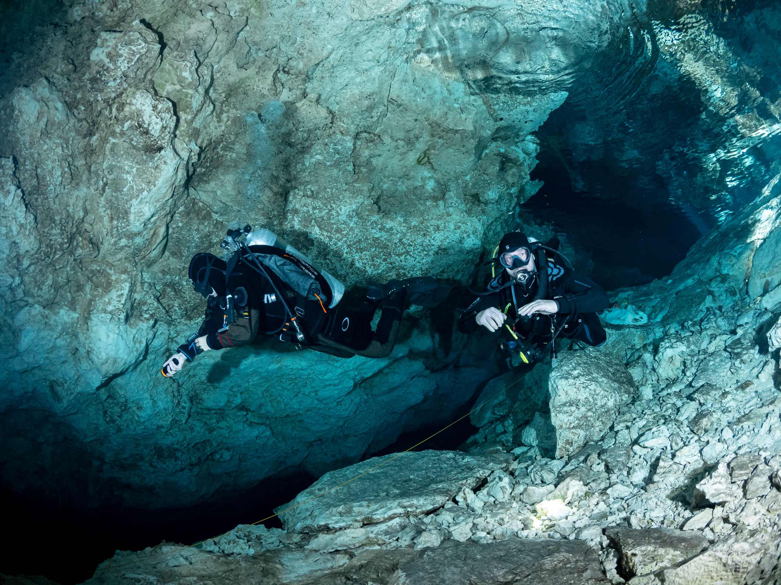 Сenote. Your photographer on land and under water— Alexey Zaytsev