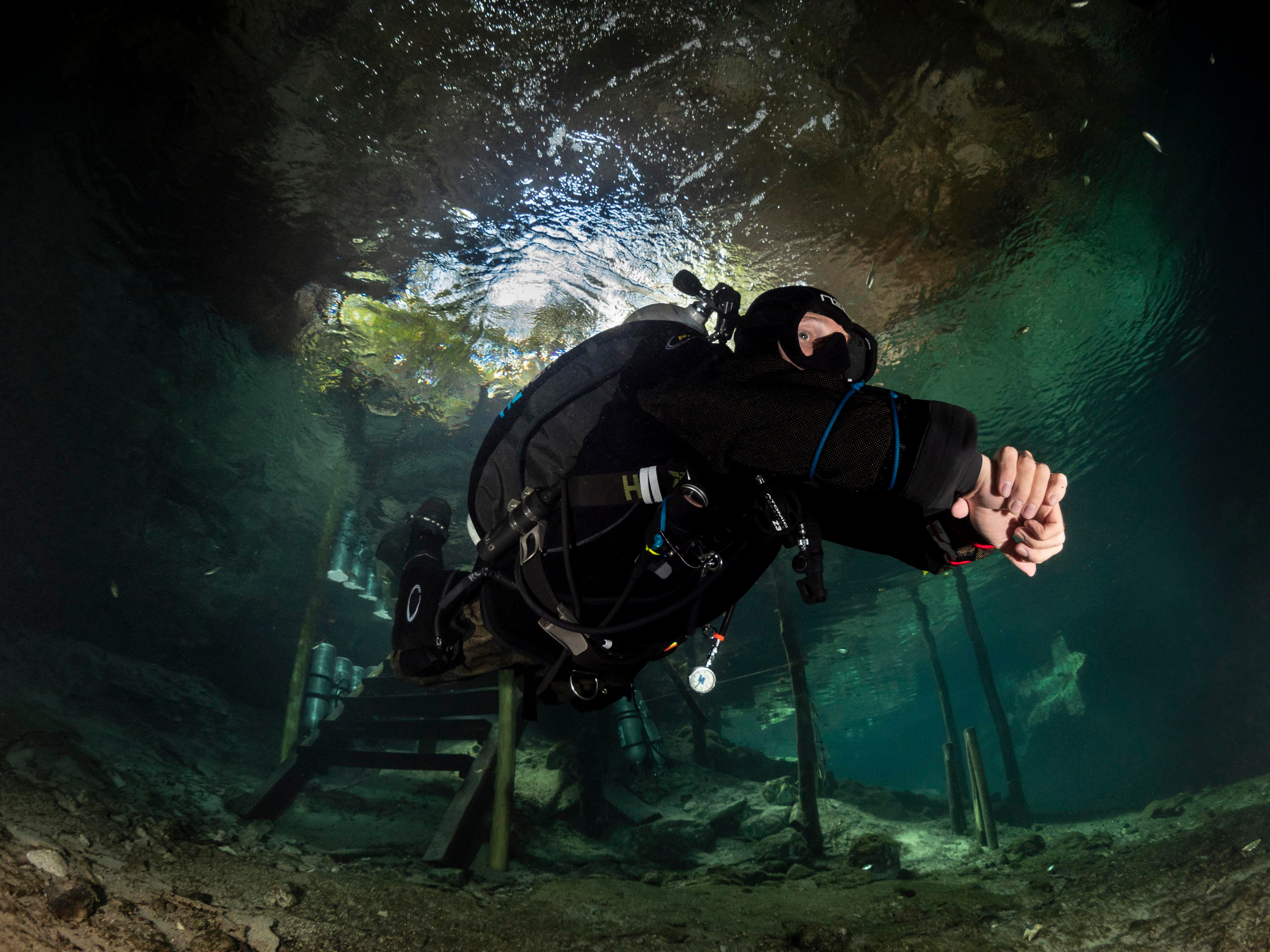 Сenote. Your photographer on land and under water— Alexey Zaytsev