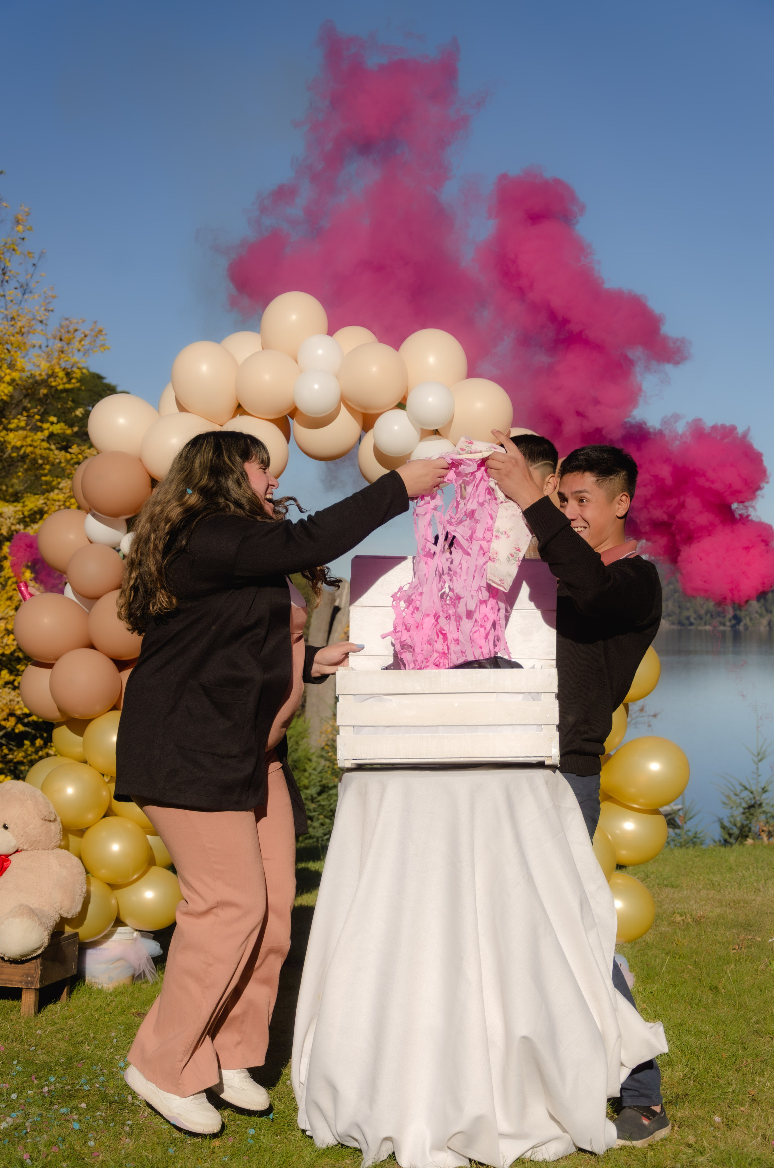Revelación de Género - Gisel y Carlos. Viiz Photo Studio | Fotógrafo en Villa La Angostura, Neuquén